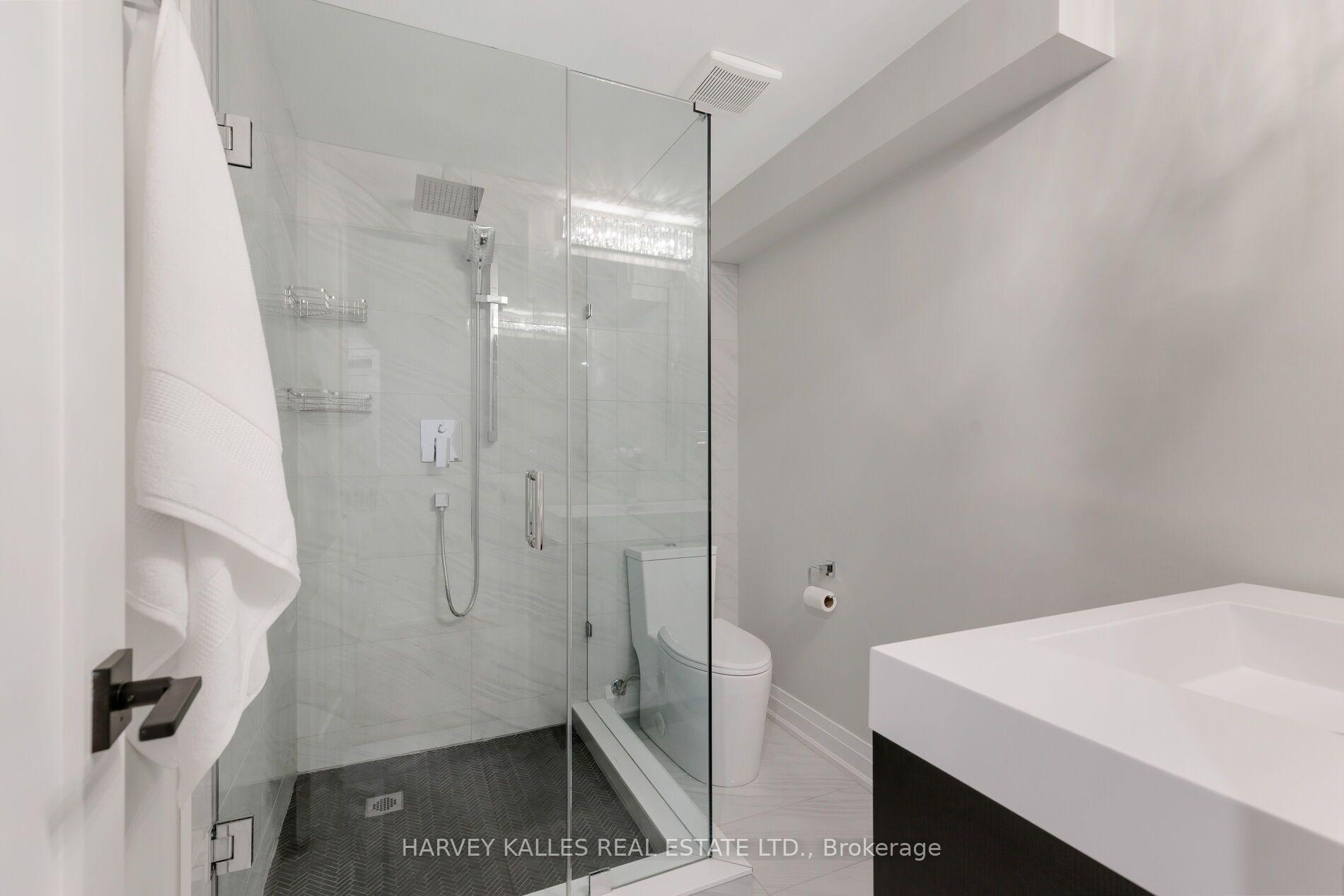 Photo 43 of 75 Markland Drive, Etobicoke, Markland Wood — HOMEH