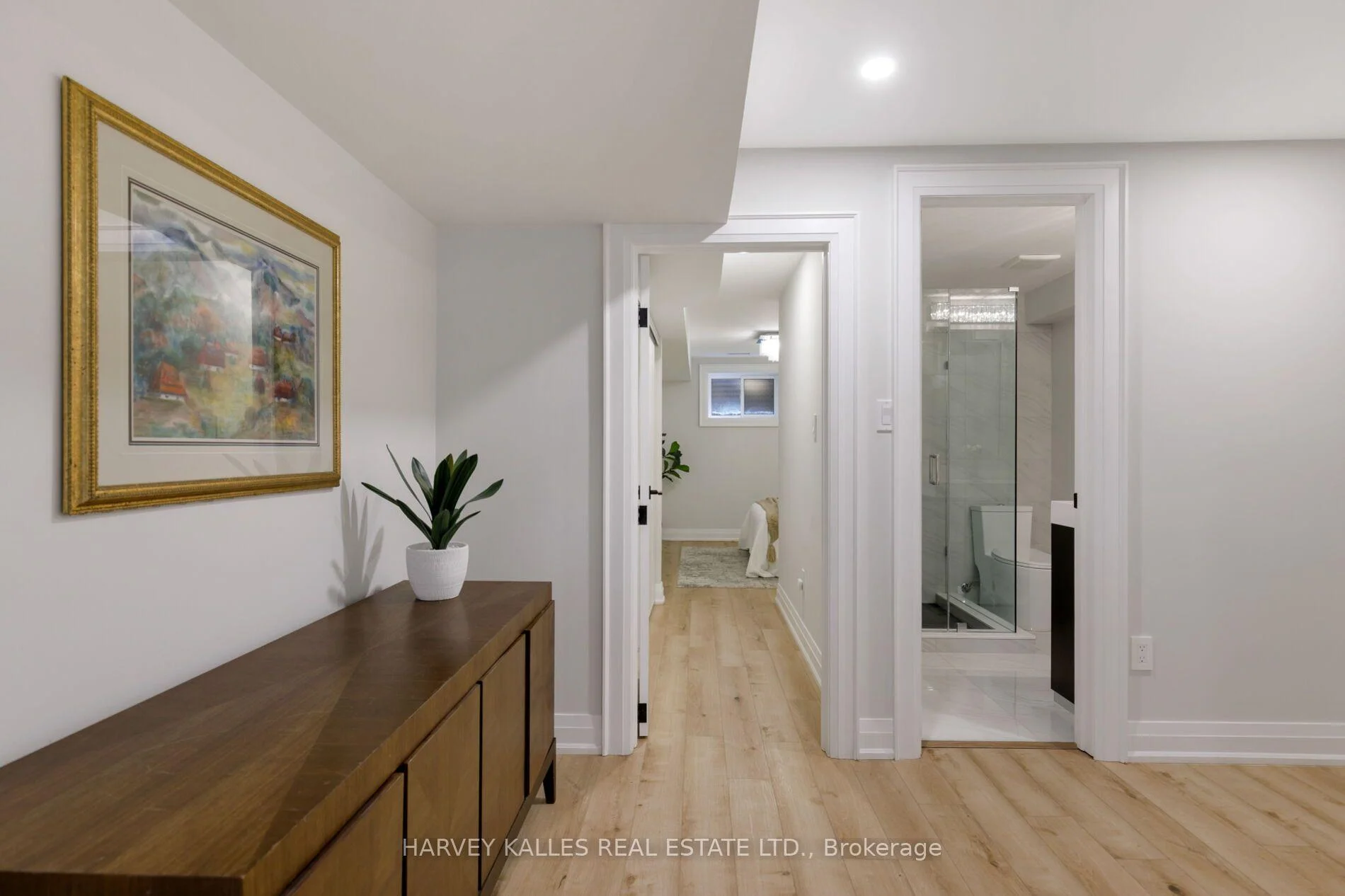 Photo 46 of 75 Markland Drive, Etobicoke, Markland Wood — HOMEH