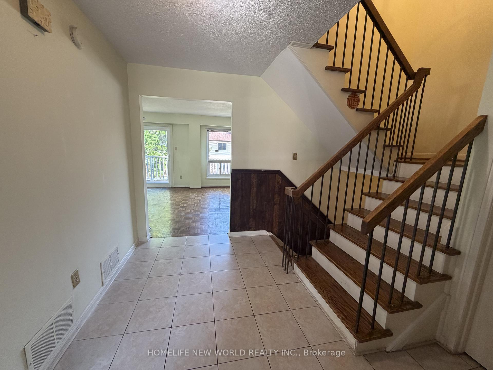 Photo 2 of 43 Bushmills Square, Scarborough, Agincourt North — HOMEH