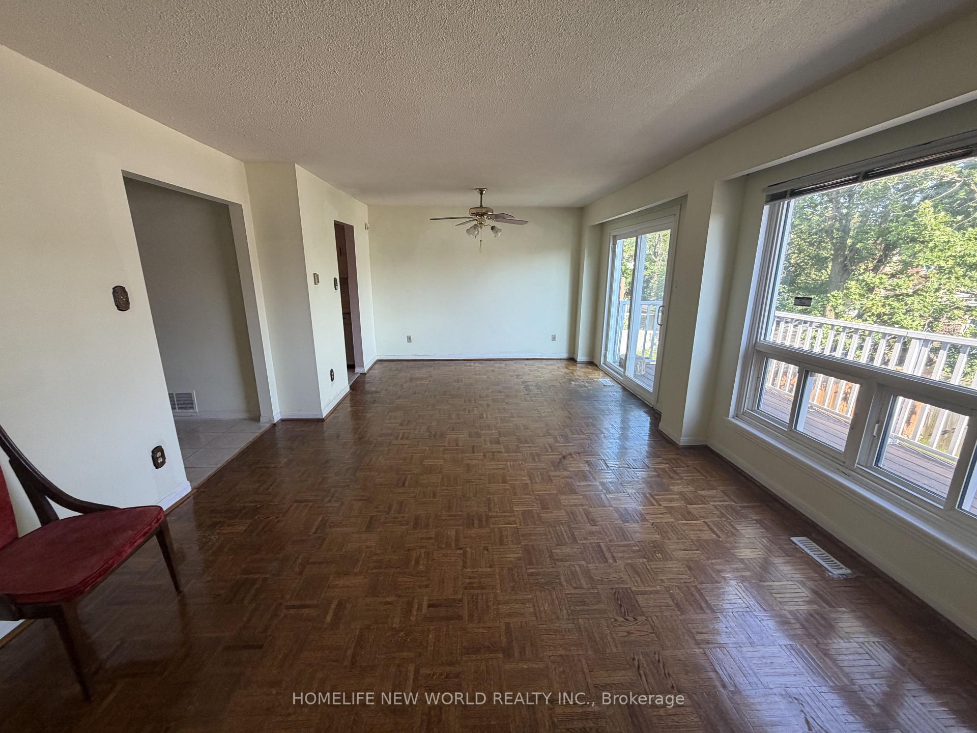 Photo 5 of 43 Bushmills Square, Scarborough, Agincourt North — HOMEH