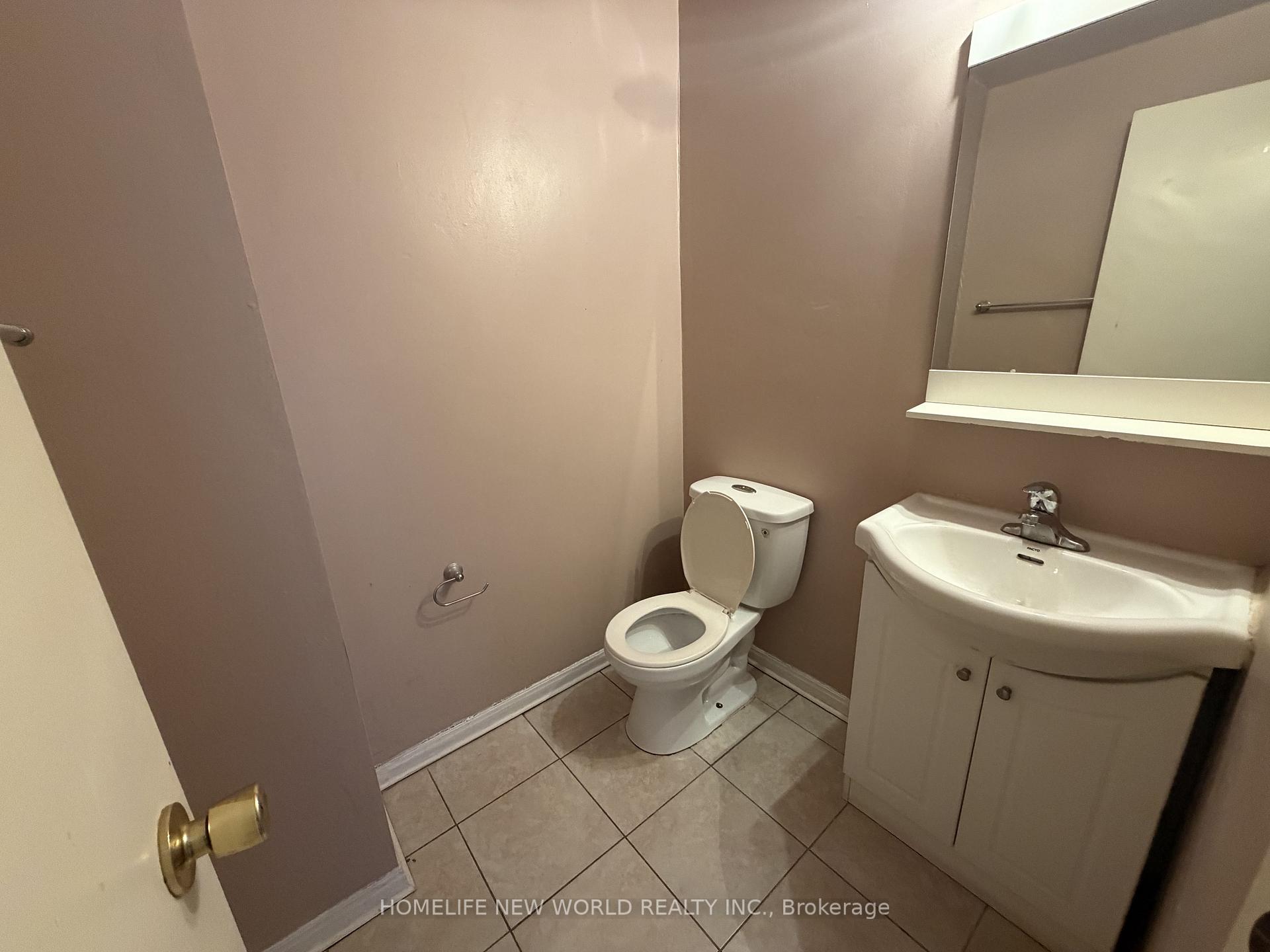 Photo 7 of 43 Bushmills Square, Scarborough, Agincourt North — HOMEH