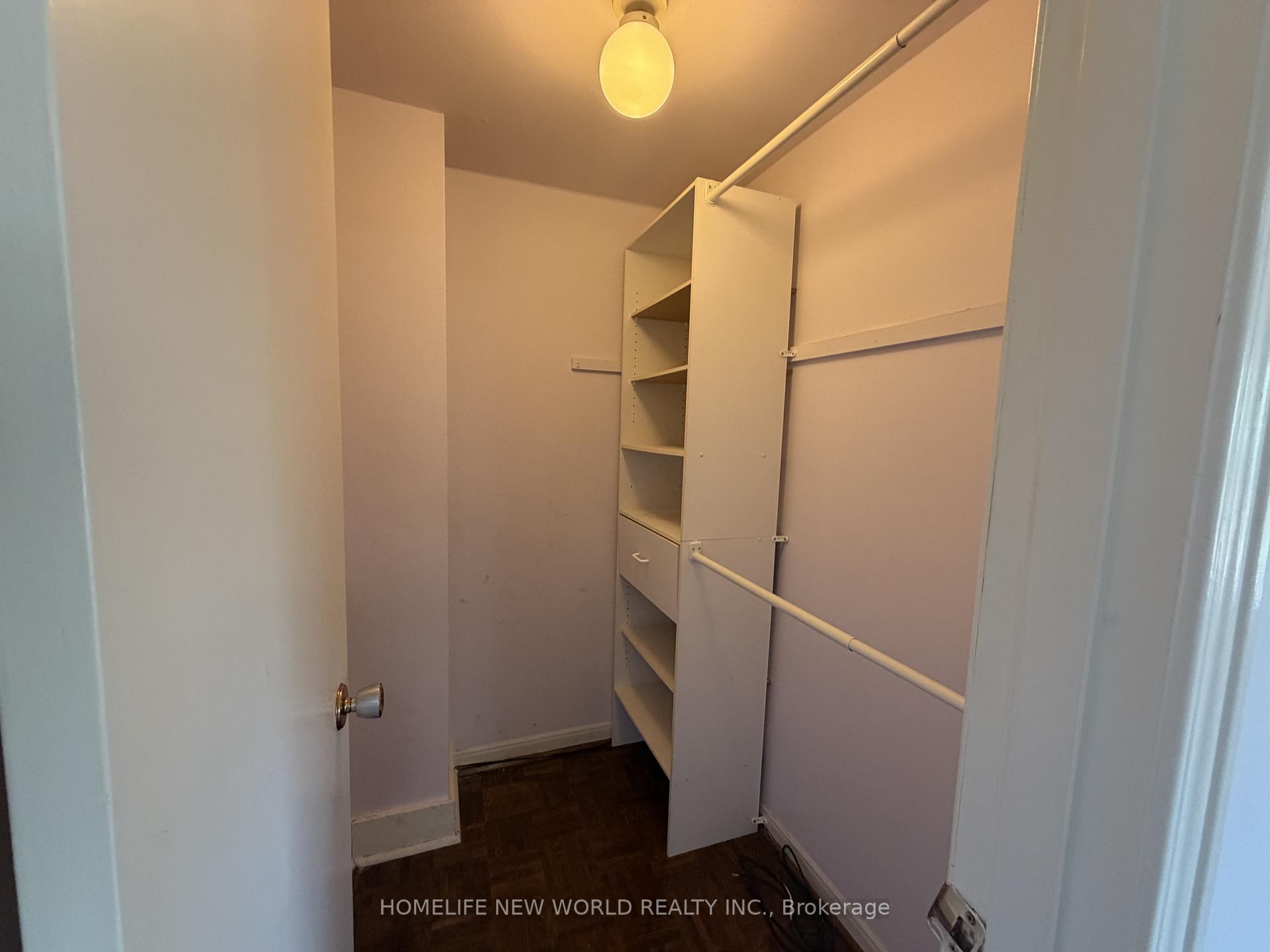 Photo 15 of 43 Bushmills Square, Scarborough, Agincourt North — HOMEH
