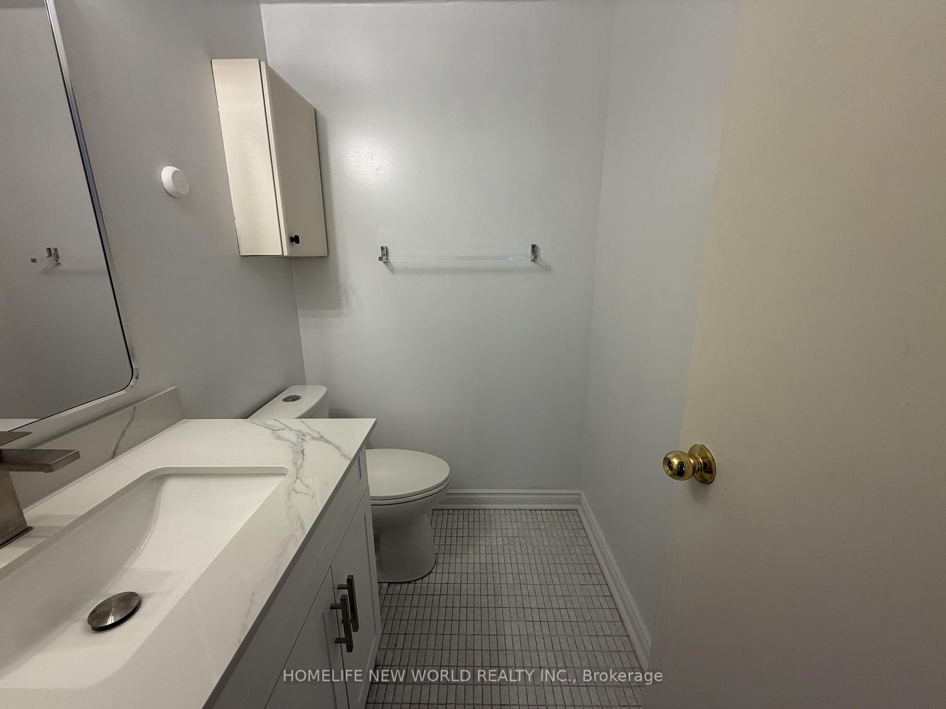 Photo 16 of 43 Bushmills Square, Scarborough, Agincourt North — HOMEH