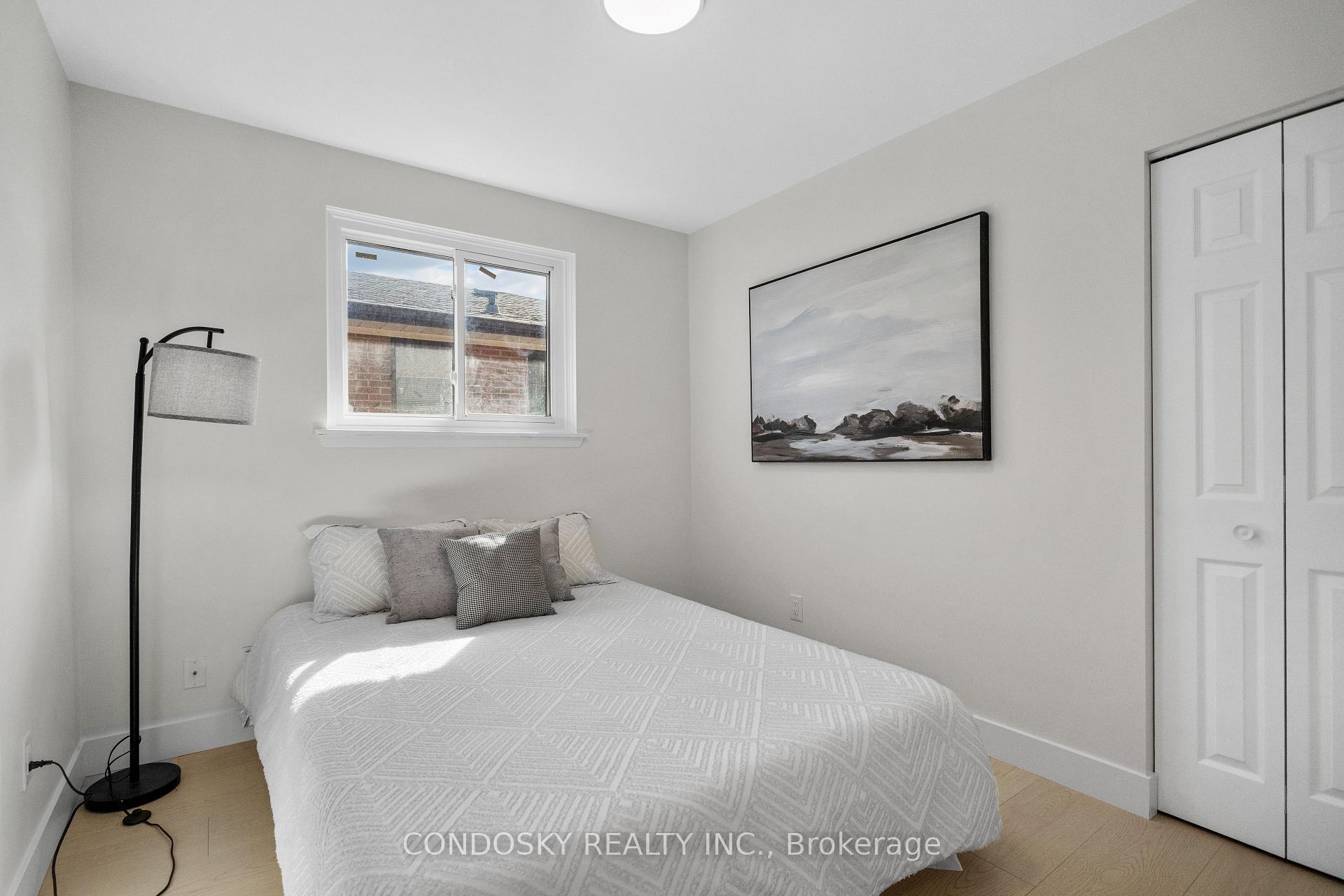 Photo 21 of 768 Annamore Road, Mississauga, Applewood — HOMEH