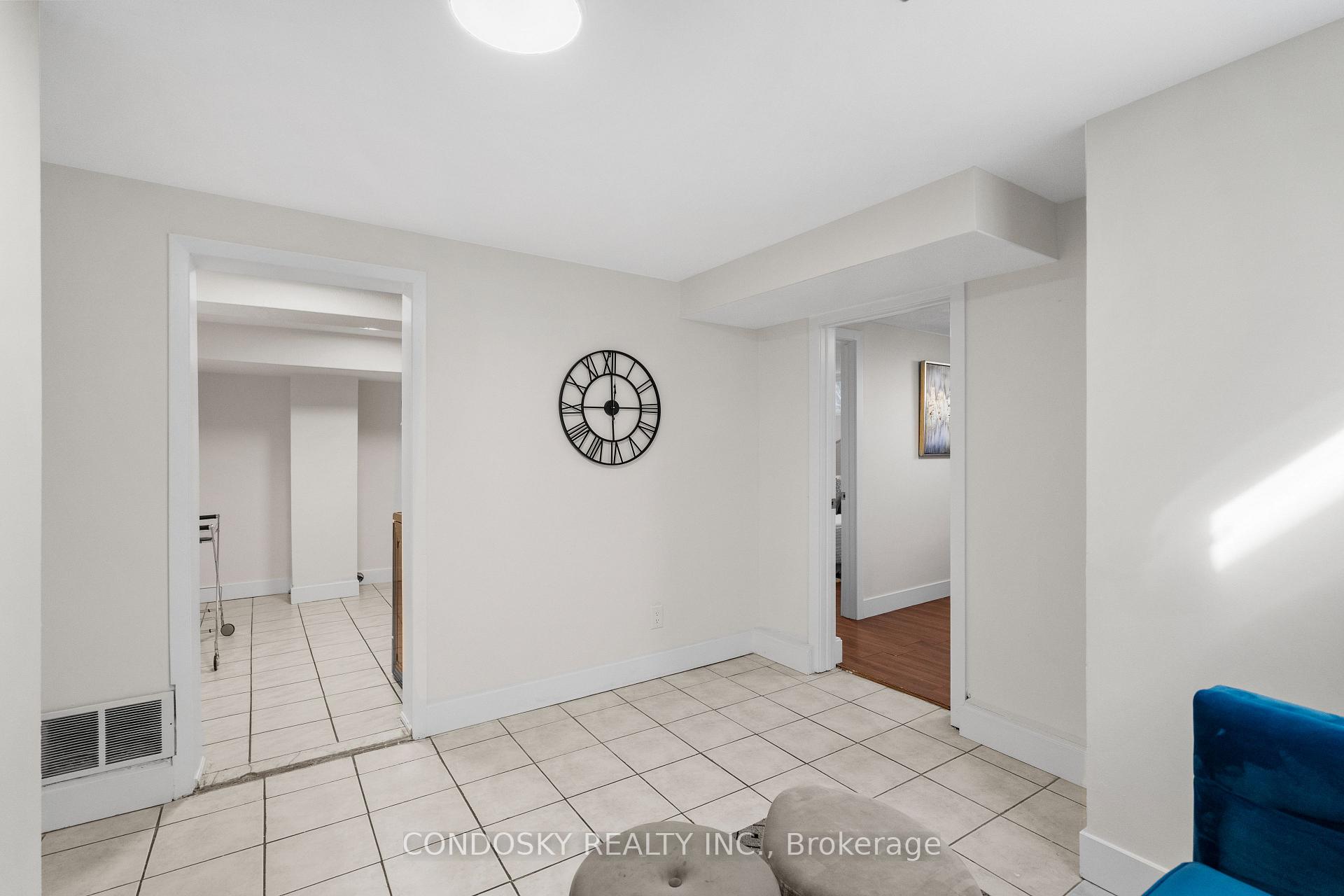 Photo 29 of 768 Annamore Road, Mississauga, Applewood — HOMEH
