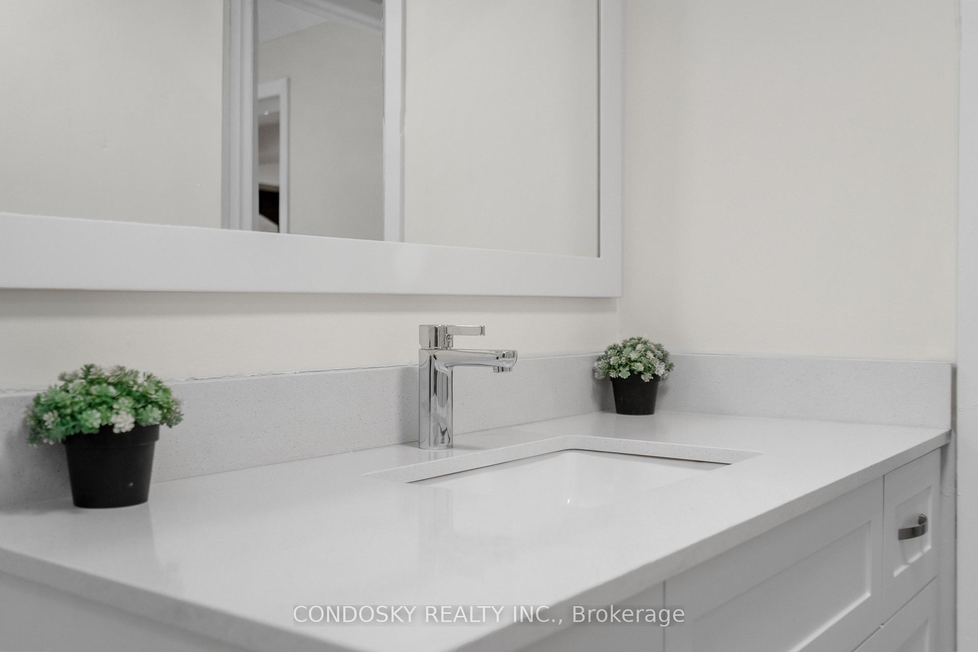 Photo 36 of 768 Annamore Road, Mississauga, Applewood — HOMEH