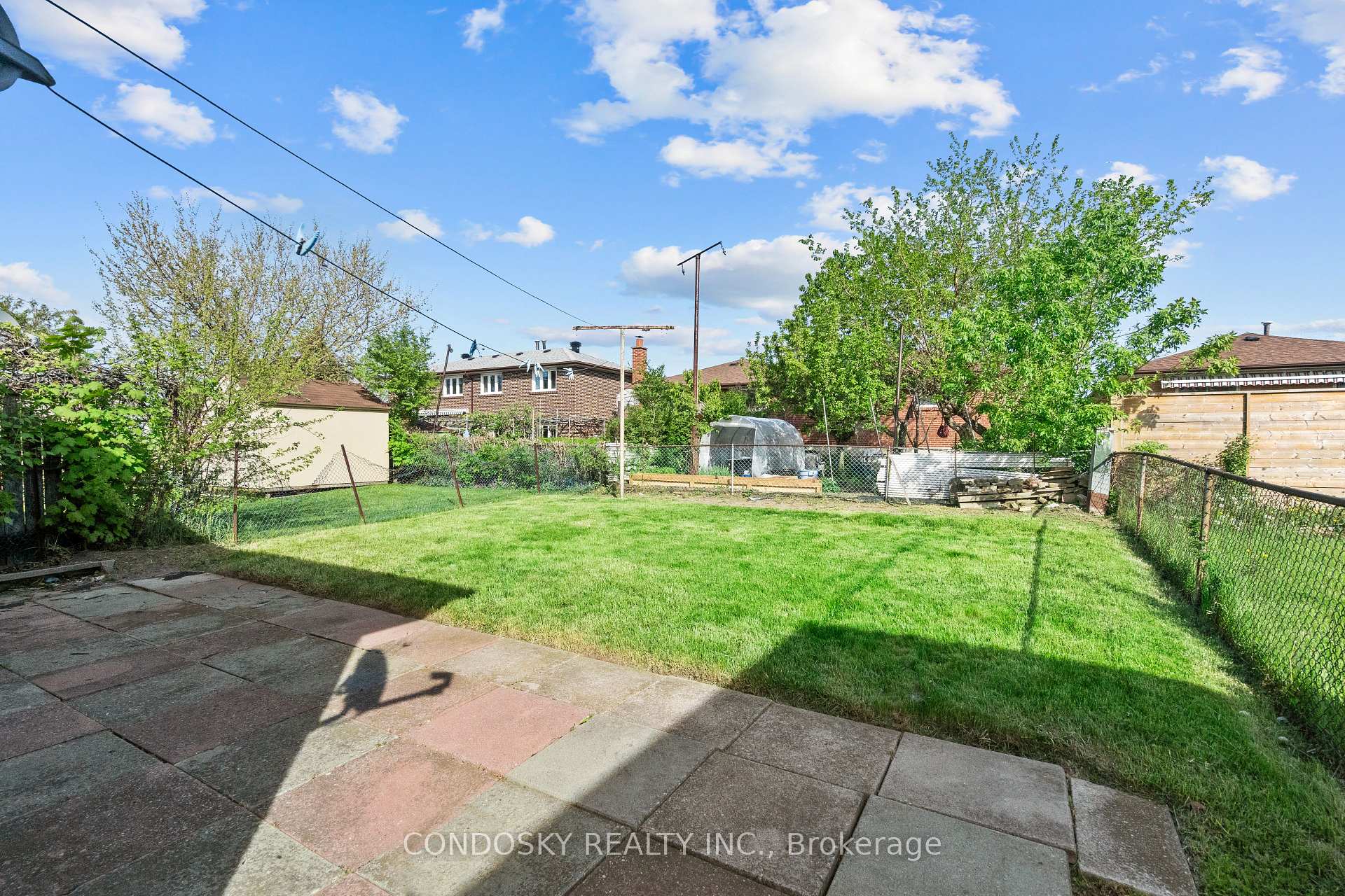 Photo 39 of 768 Annamore Road, Mississauga, Applewood — HOMEH