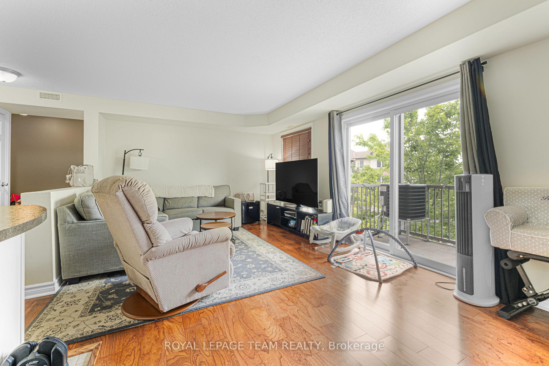 Photo 9 of Unit 6, 313 Cresthaven Drive, Ottawa, Barrhaven East — HOMEH