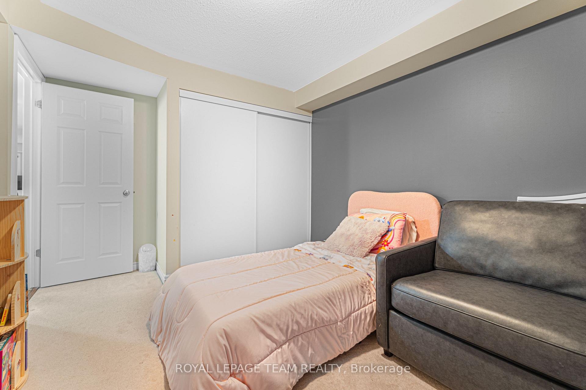 Photo 24 of Unit 6, 313 Cresthaven Drive, Ottawa, Barrhaven East — HOMEH