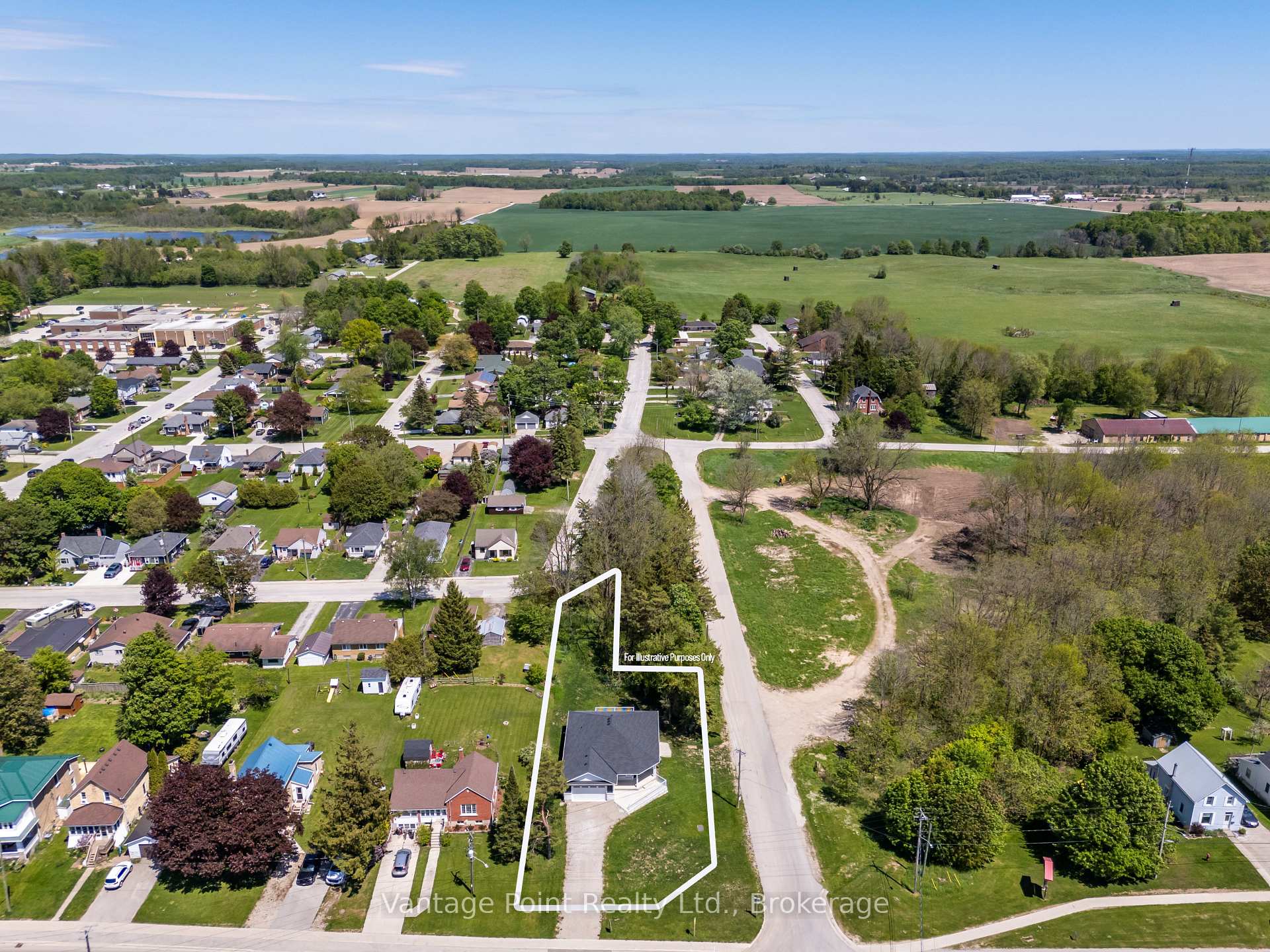 Photo 4 of 307 1st Avenue S, Arran-Elderslie — HOMEH