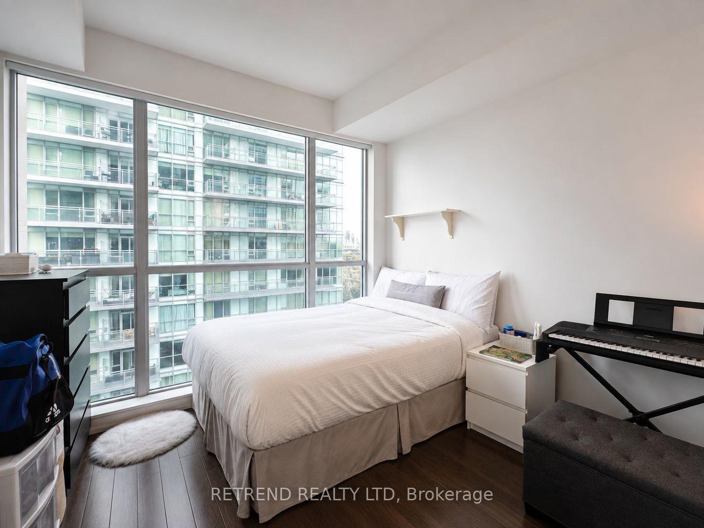 Photo 4 of Unit 1306, 89 dunfield Street, Toronto, Mount Pleasant West — HOMEH