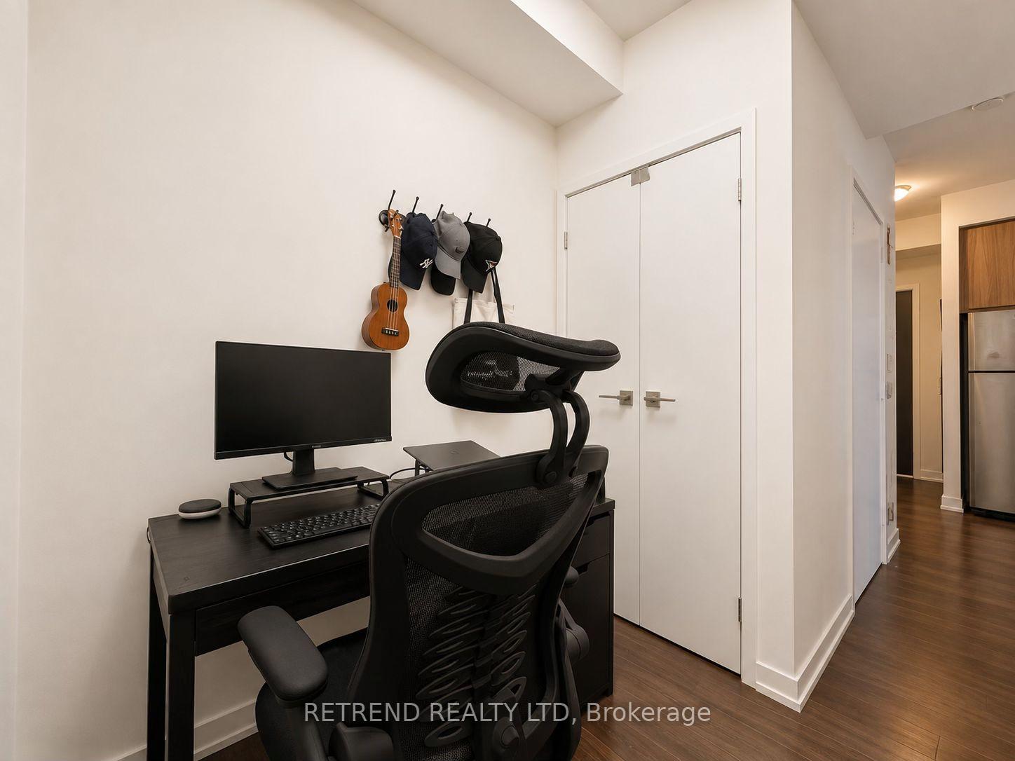 Photo 9 of Unit 1306, 89 dunfield Street, Toronto, Mount Pleasant West — HOMEH