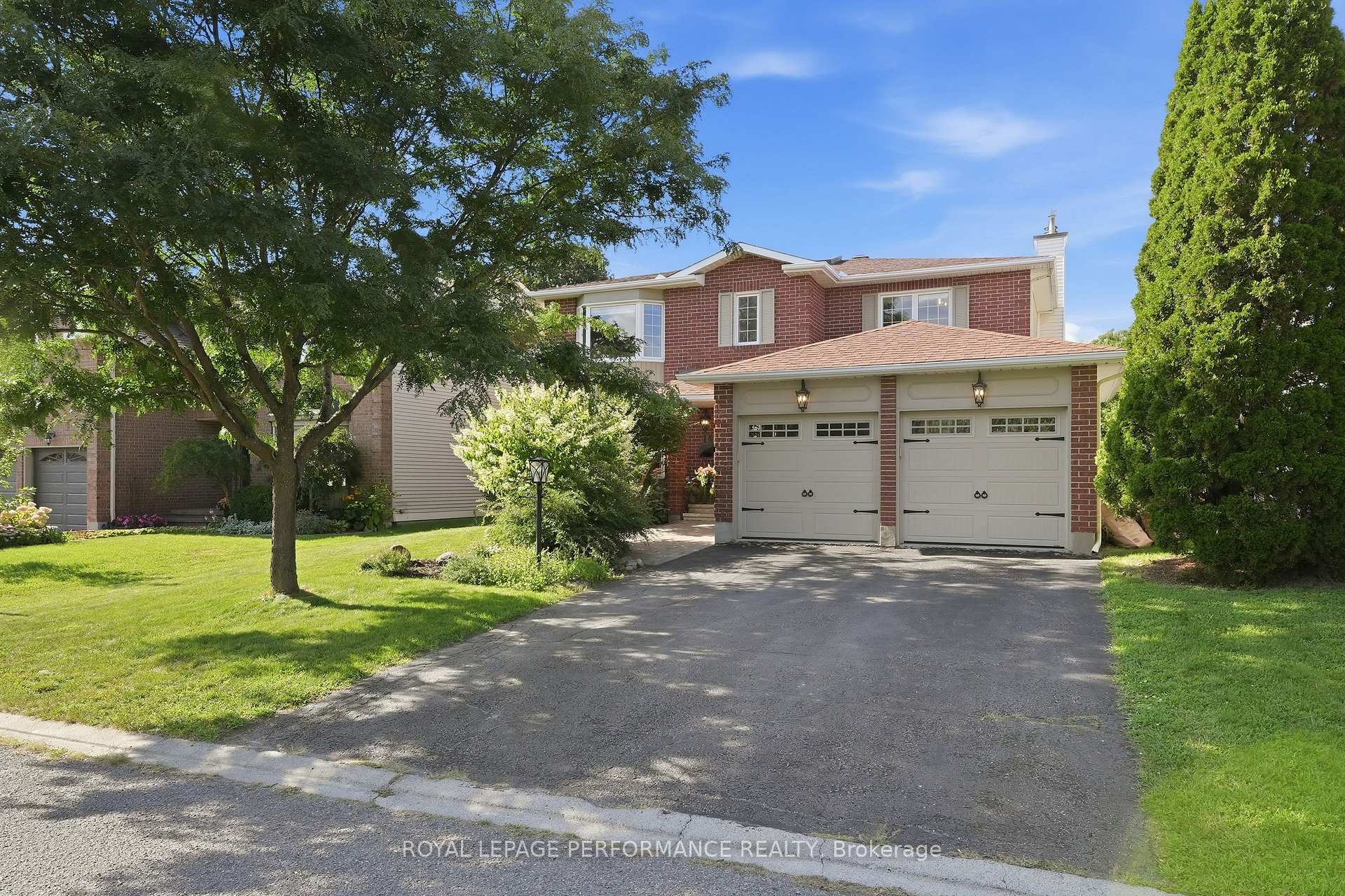 Photo 2 of 14 Wellfleet Crescent, Ottawa, Barrhaven - Cedargrove/Fraserdale — HOMEH
