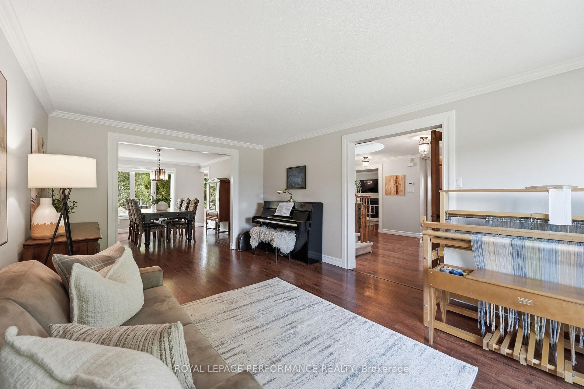 Photo 12 of 14 Wellfleet Crescent, Ottawa, Barrhaven - Cedargrove/Fraserdale — HOMEH