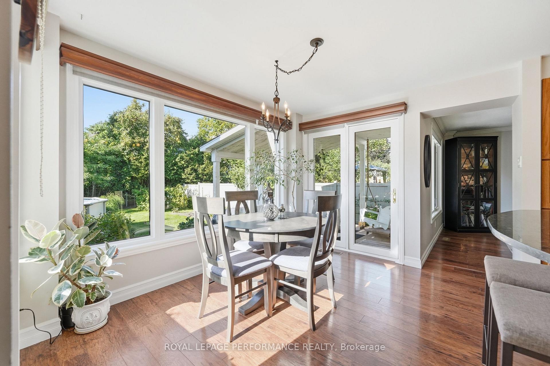Photo 21 of 14 Wellfleet Crescent, Ottawa, Barrhaven - Cedargrove/Fraserdale — HOMEH