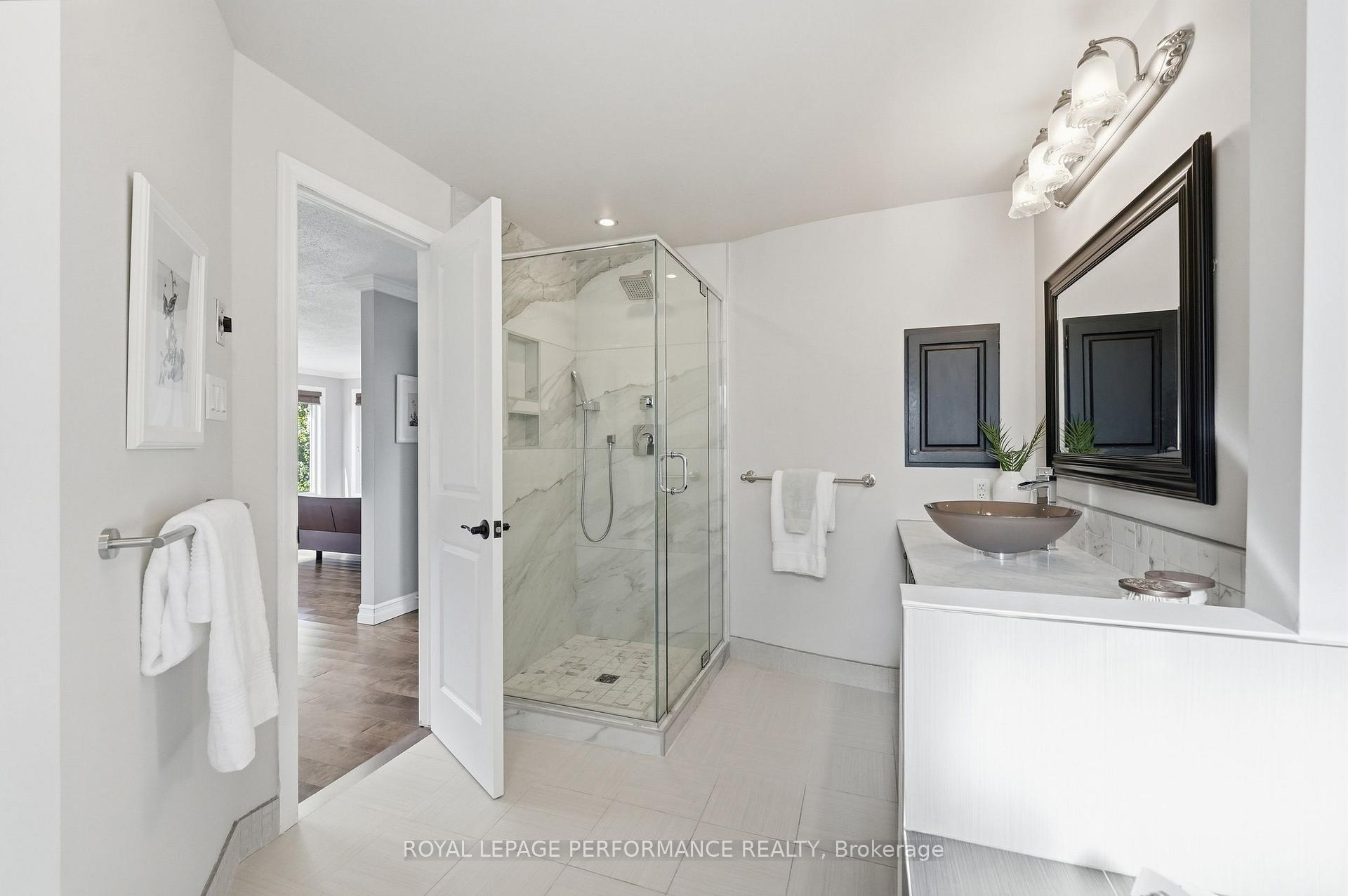 Photo 34 of 14 Wellfleet Crescent, Ottawa, Barrhaven - Cedargrove/Fraserdale — HOMEH