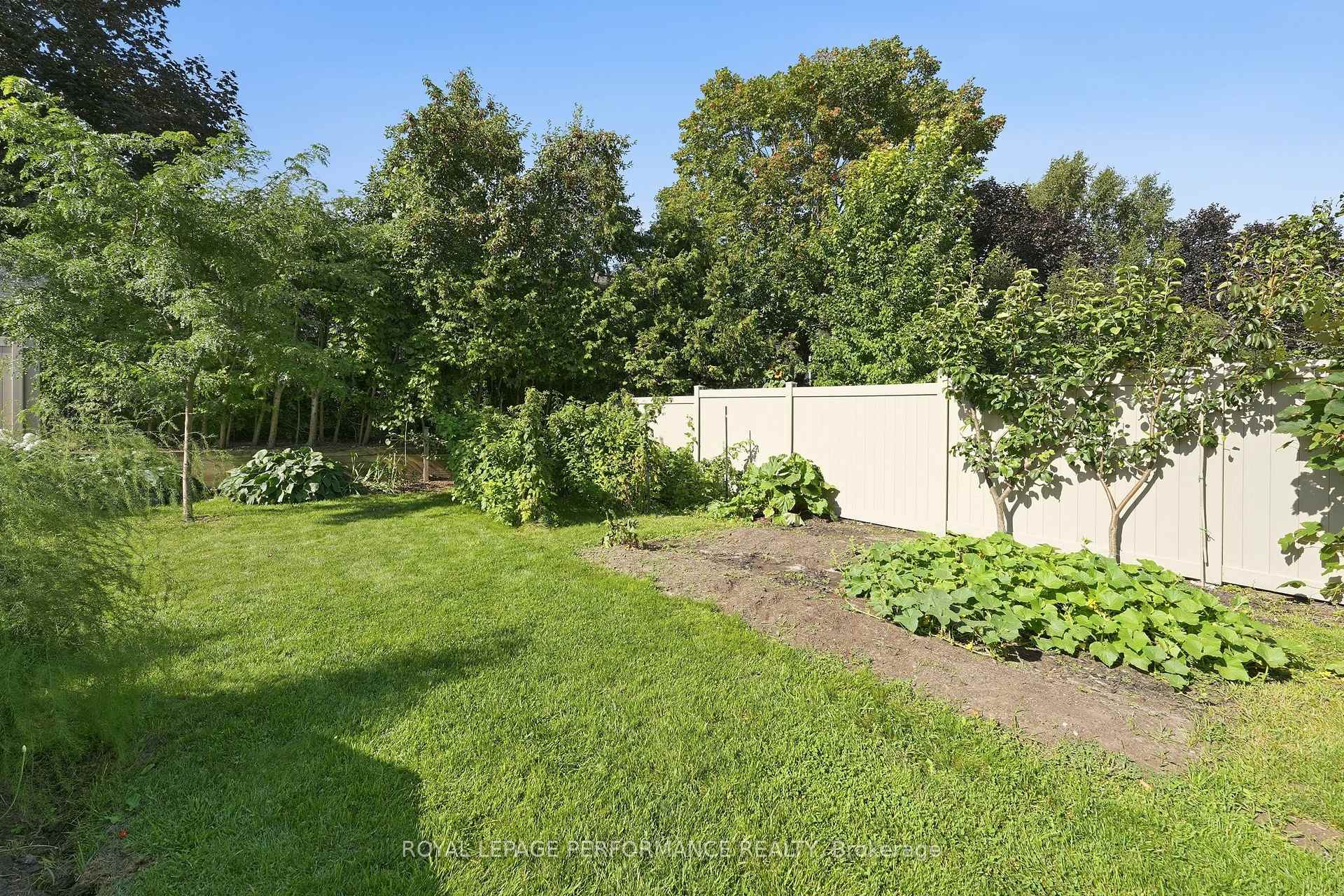 Photo 44 of 14 Wellfleet Crescent, Ottawa, Barrhaven - Cedargrove/Fraserdale — HOMEH