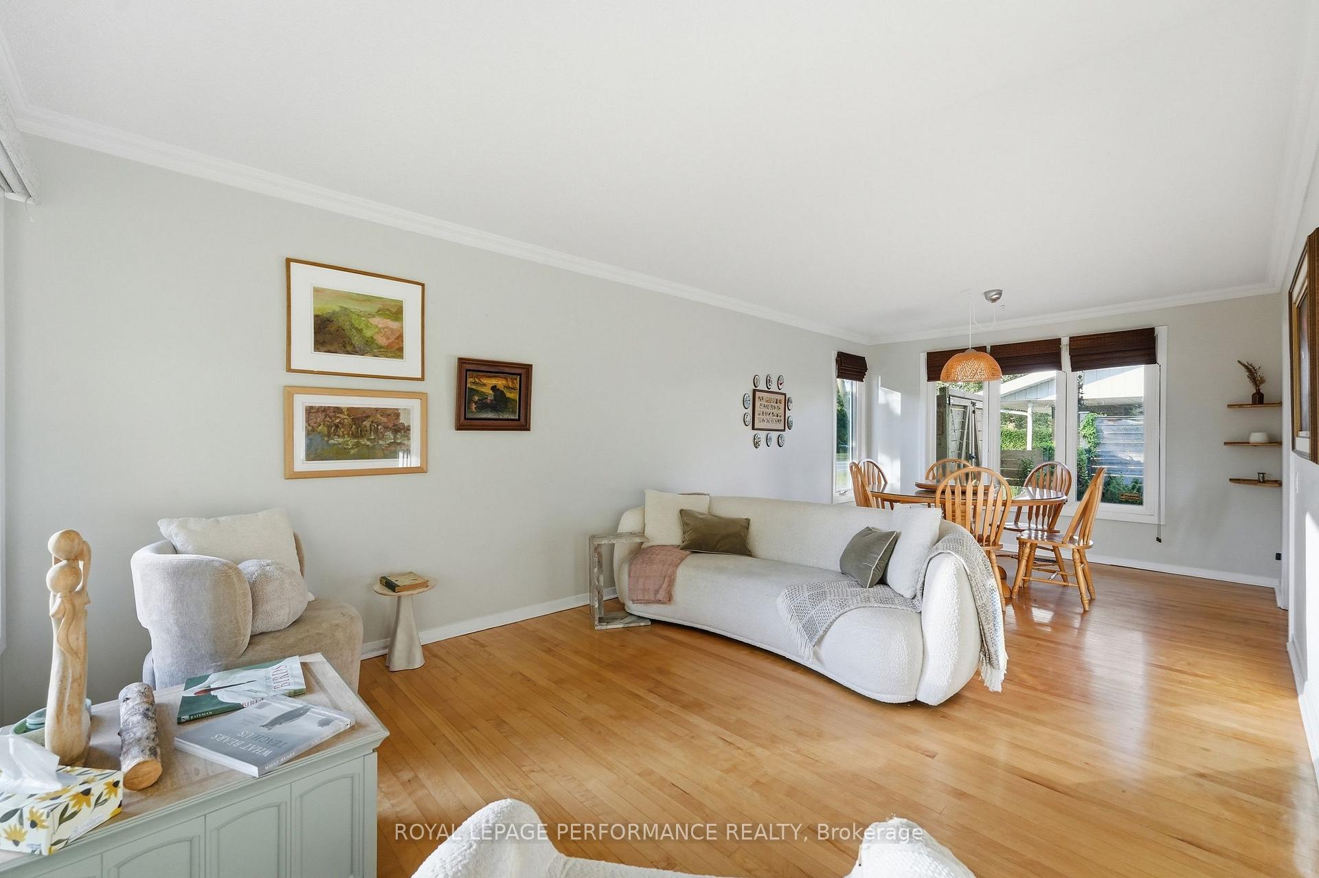 Photo 5 of 3149 Southmore Drive E, Ottawa, Riverside Park South — HOMEH