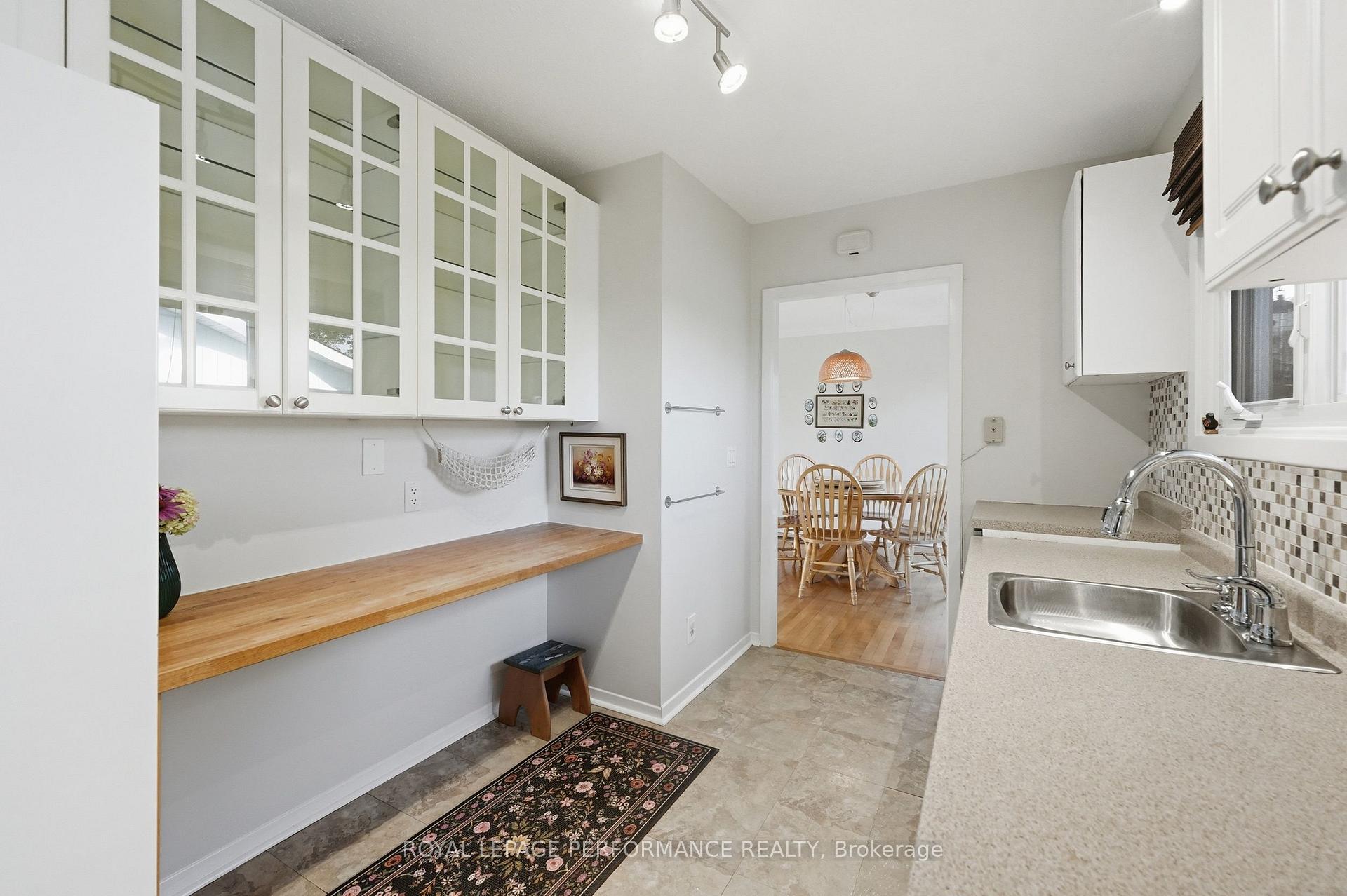 Photo 11 of 3149 Southmore Drive E, Ottawa, Riverside Park South — HOMEH