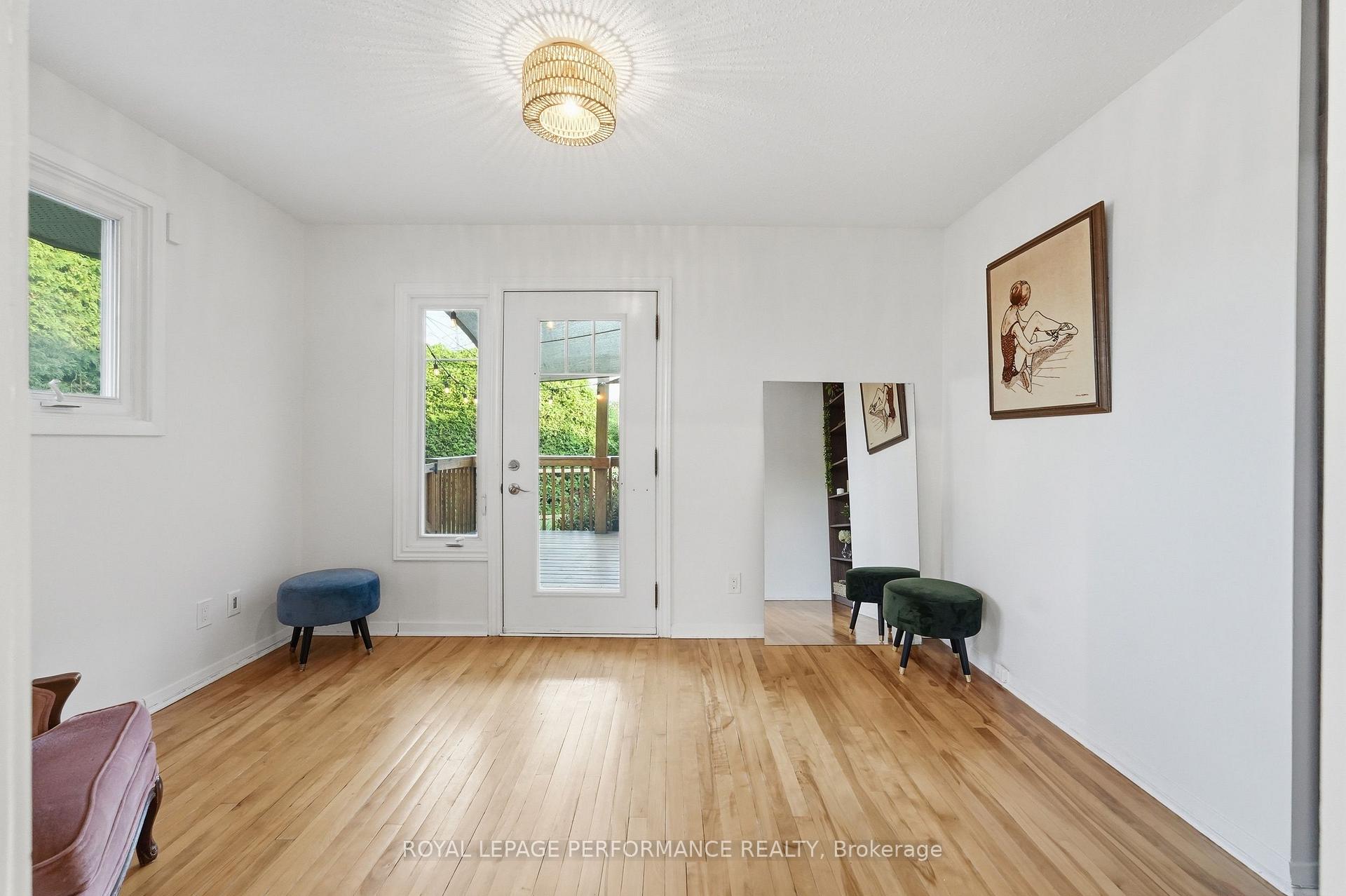 Photo 14 of 3149 Southmore Drive E, Ottawa, Riverside Park South — HOMEH