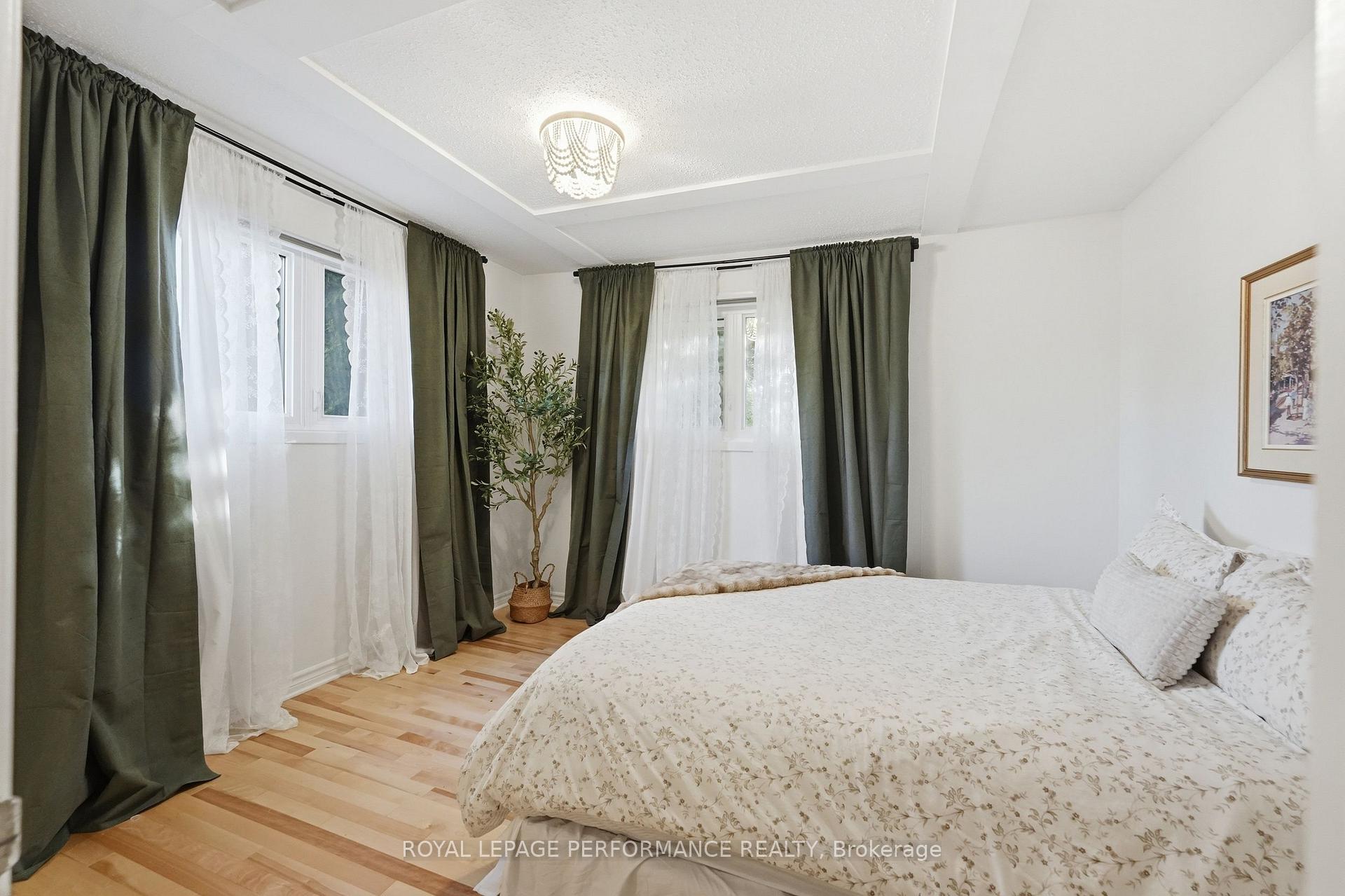 Photo 16 of 3149 Southmore Drive E, Ottawa, Riverside Park South — HOMEH