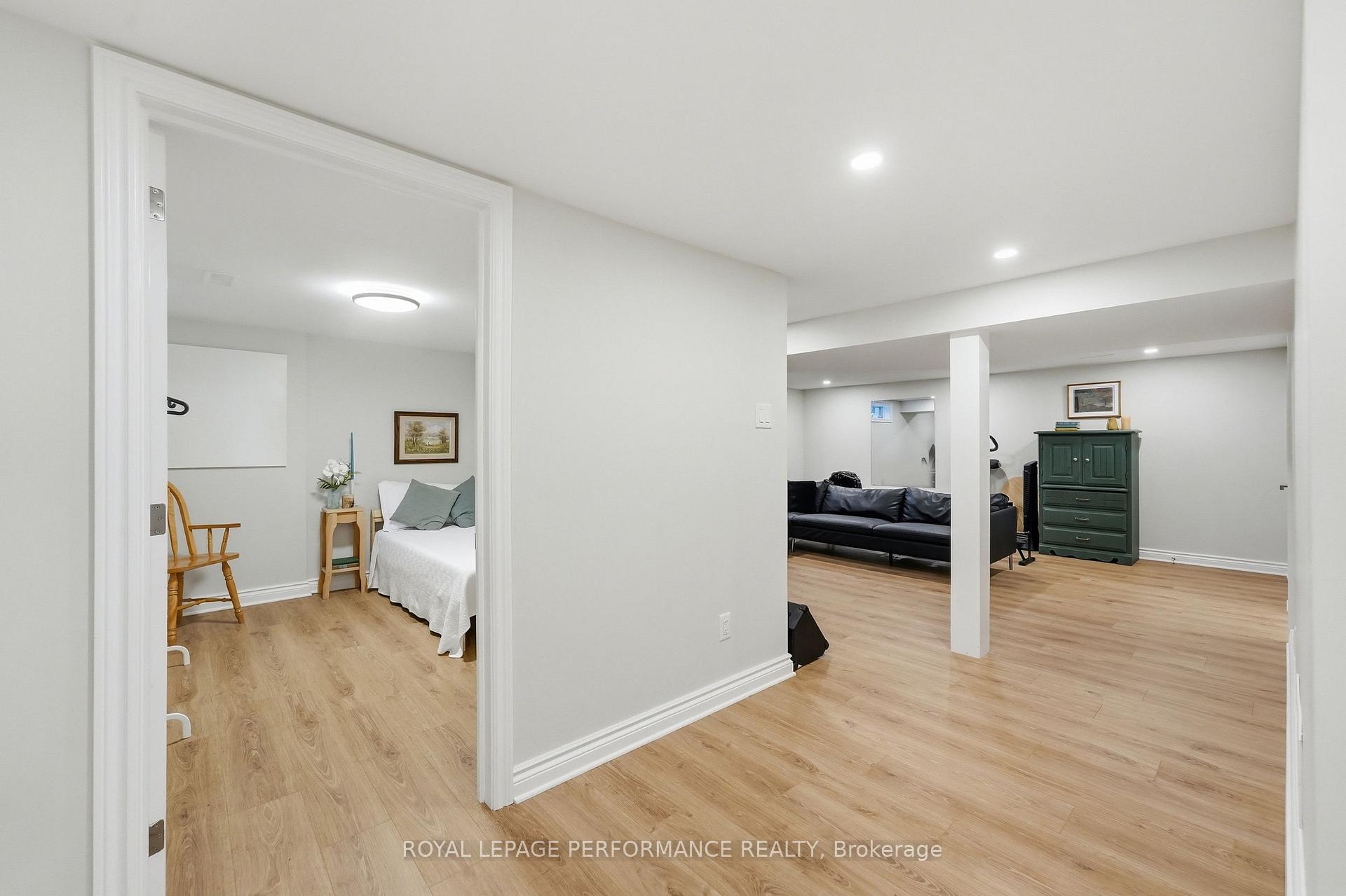 Photo 22 of 3149 Southmore Drive E, Ottawa, Riverside Park South — HOMEH