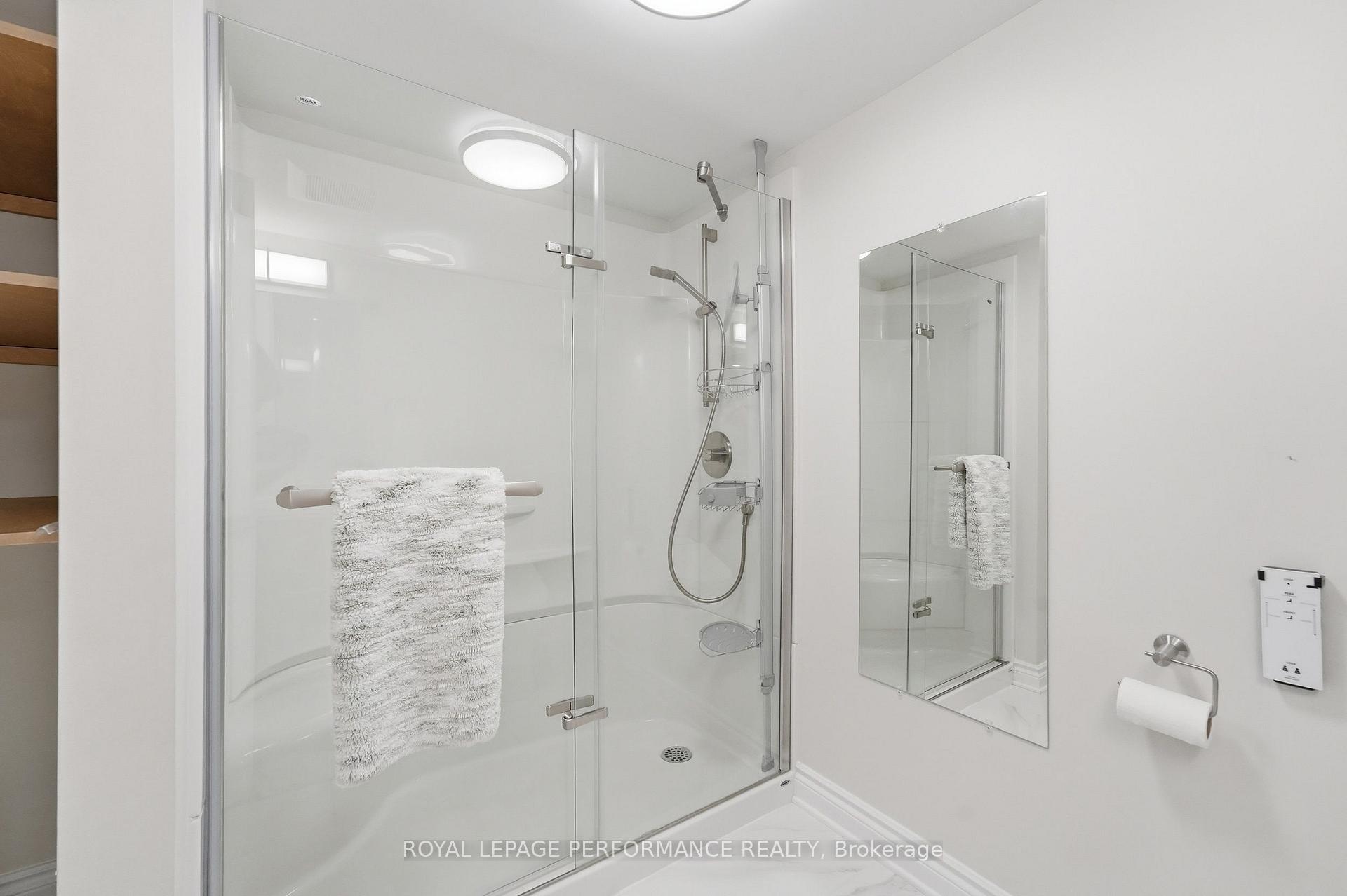 Photo 28 of 3149 Southmore Drive E, Ottawa, Riverside Park South — HOMEH