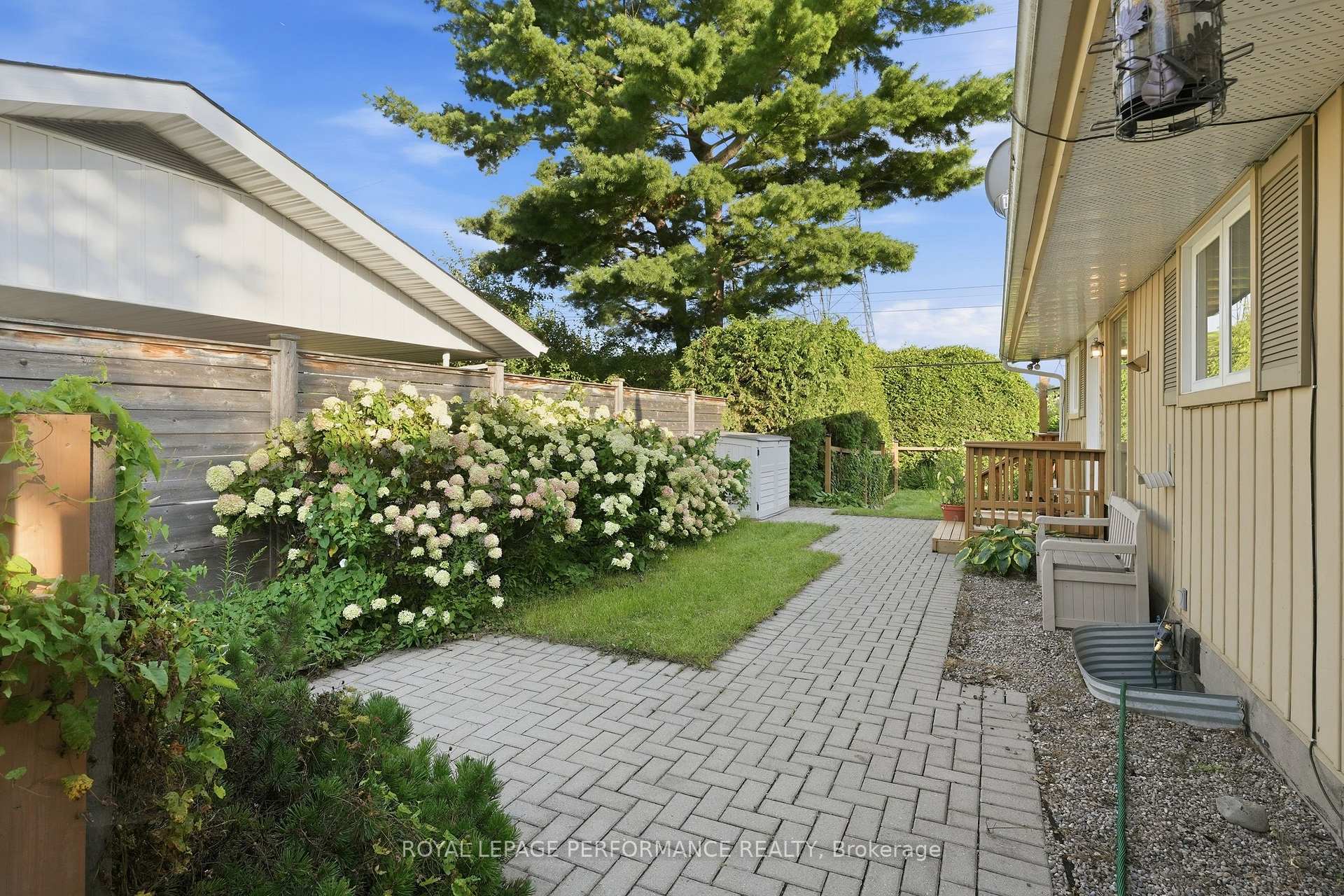 Photo 29 of 3149 Southmore Drive E, Ottawa, Riverside Park South — HOMEH