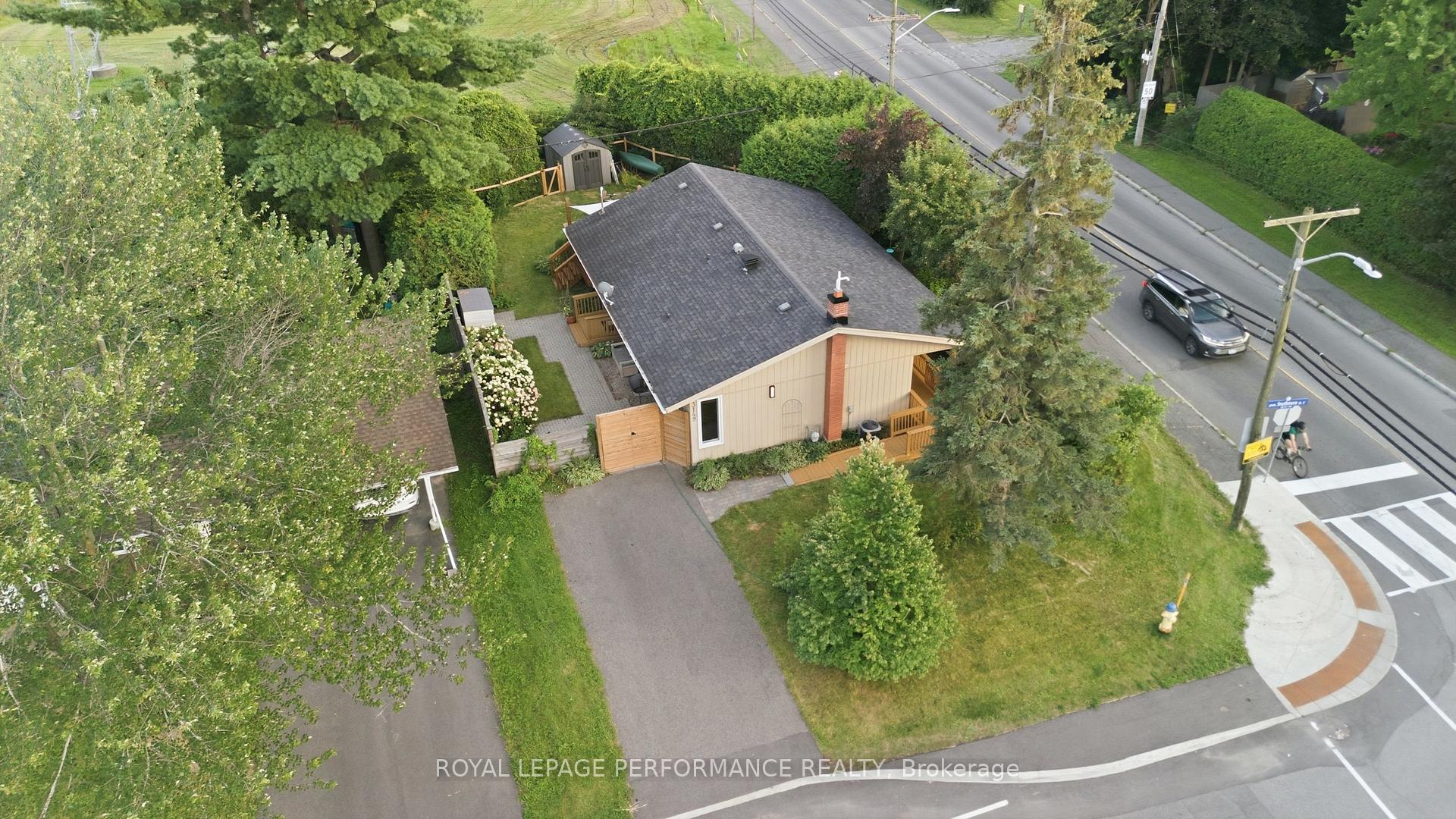 Photo 37 of 3149 Southmore Drive E, Ottawa, Riverside Park South — HOMEH