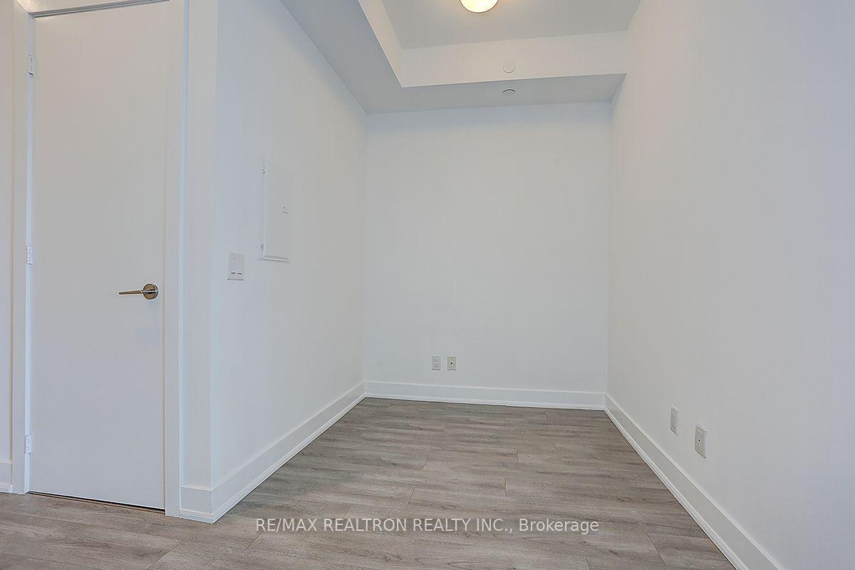 Photo 6 of Unit 3509, 7 Grenville Street, Toronto, Bay Street Corridor — HOMEH