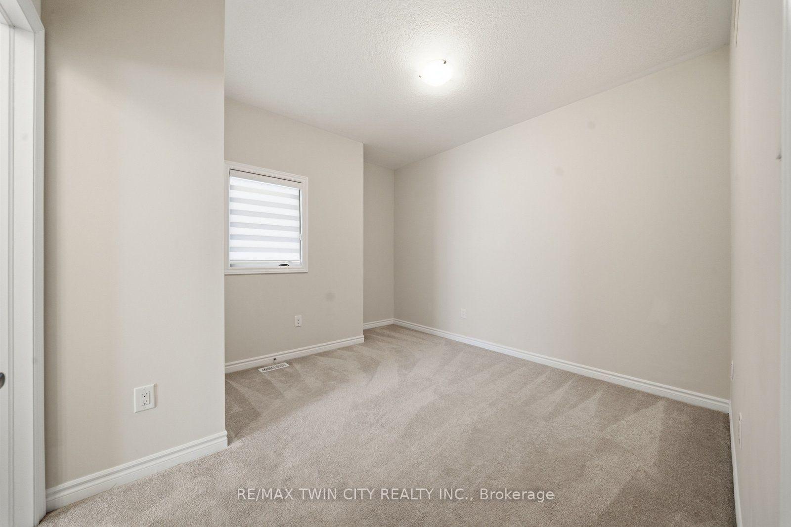 Photo 22 of 151 Bilanski Farm Road, Brantford, Echo Place — HOMEH
