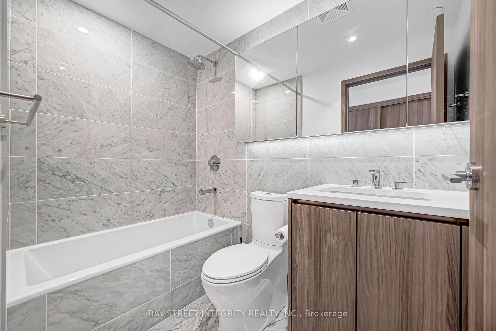Photo 12 of Unit 1206, 85 McMahon Drive, North York, Bayview Village — HOMEH