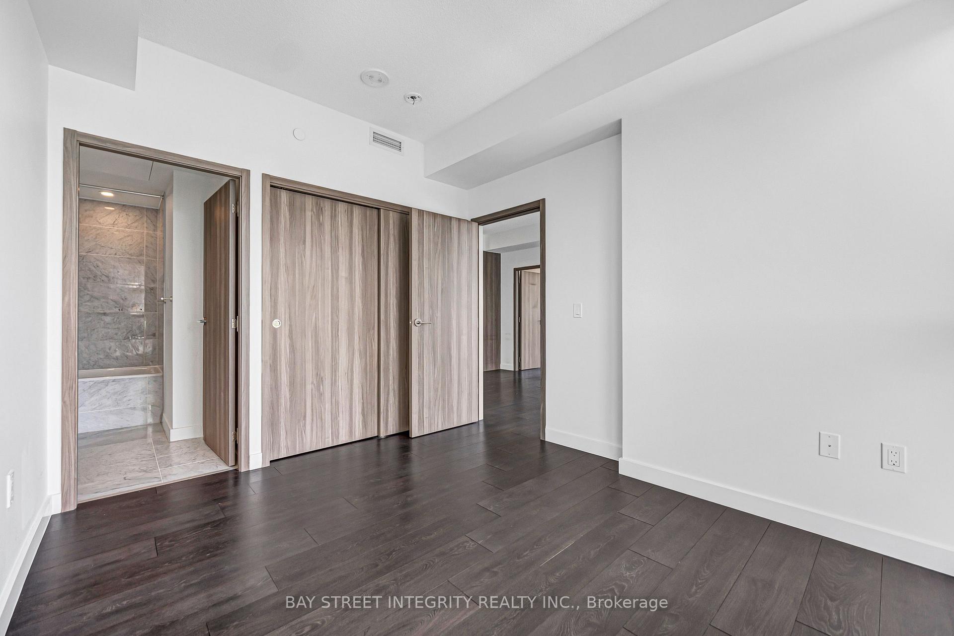 Photo 14 of Unit 1206, 85 McMahon Drive, North York, Bayview Village — HOMEH