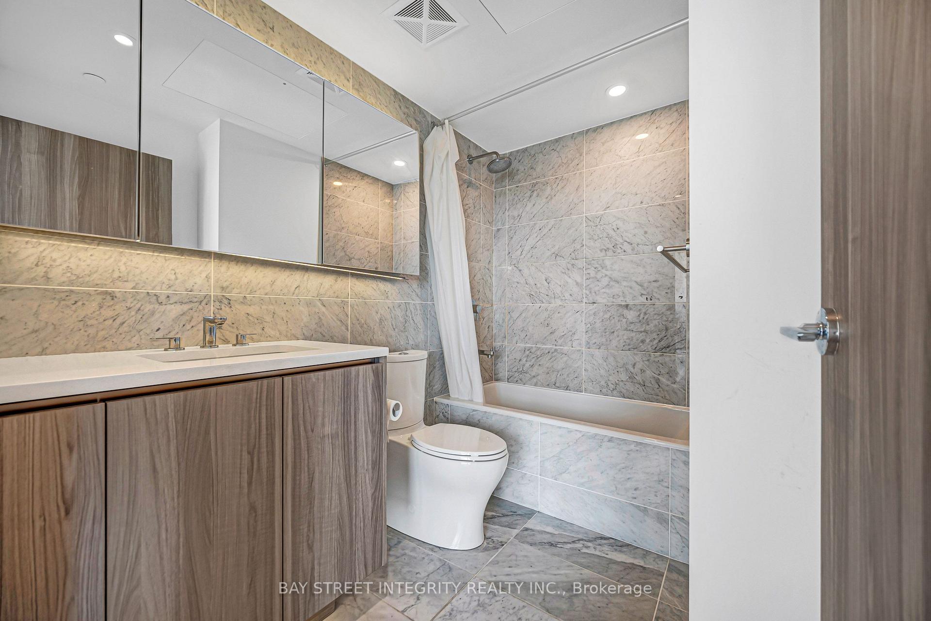 Photo 15 of Unit 1206, 85 McMahon Drive, North York, Bayview Village — HOMEH