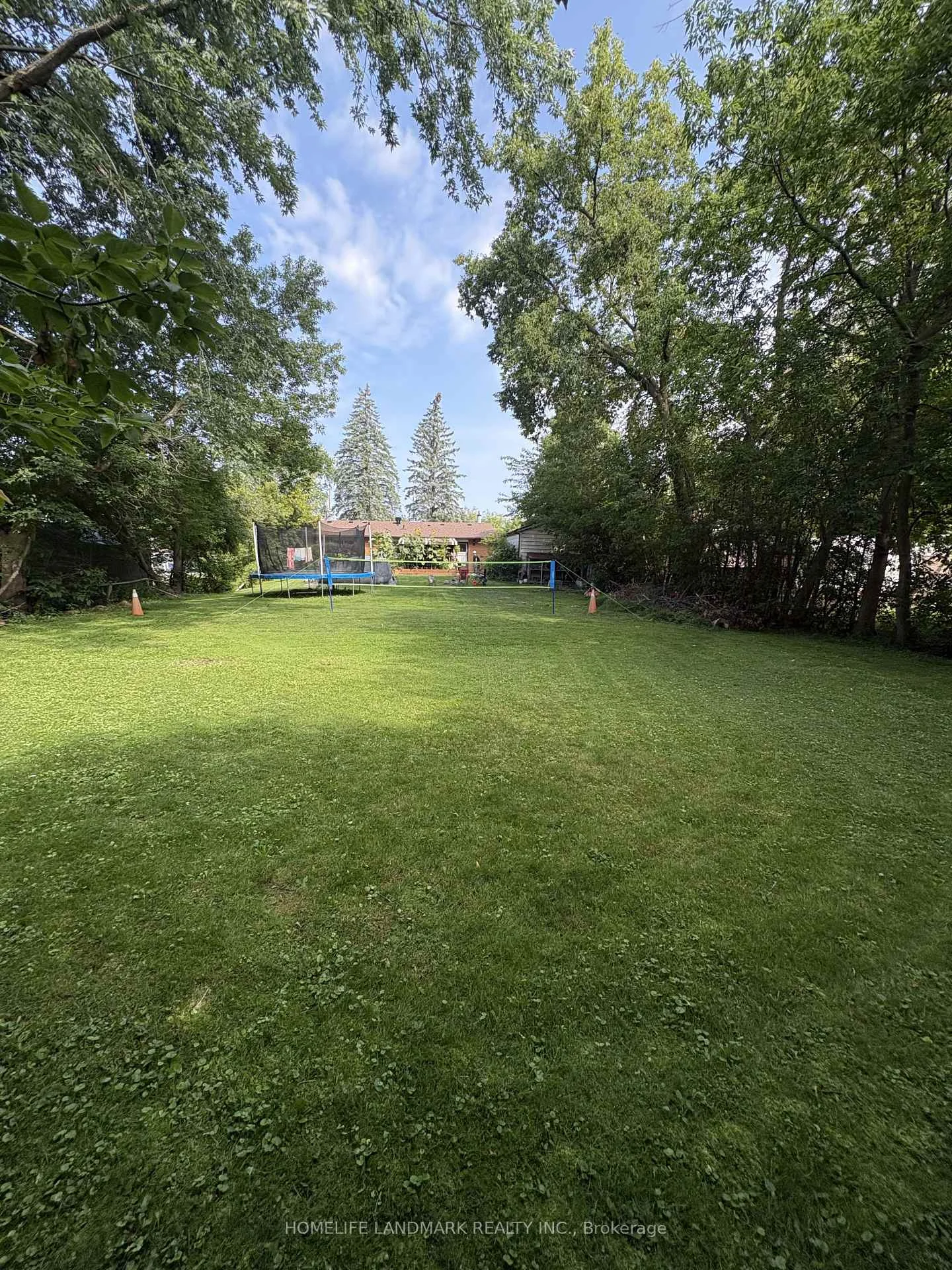 Photo 8 of 365 Irene Drive, Georgina, Keswick South — HOMEH