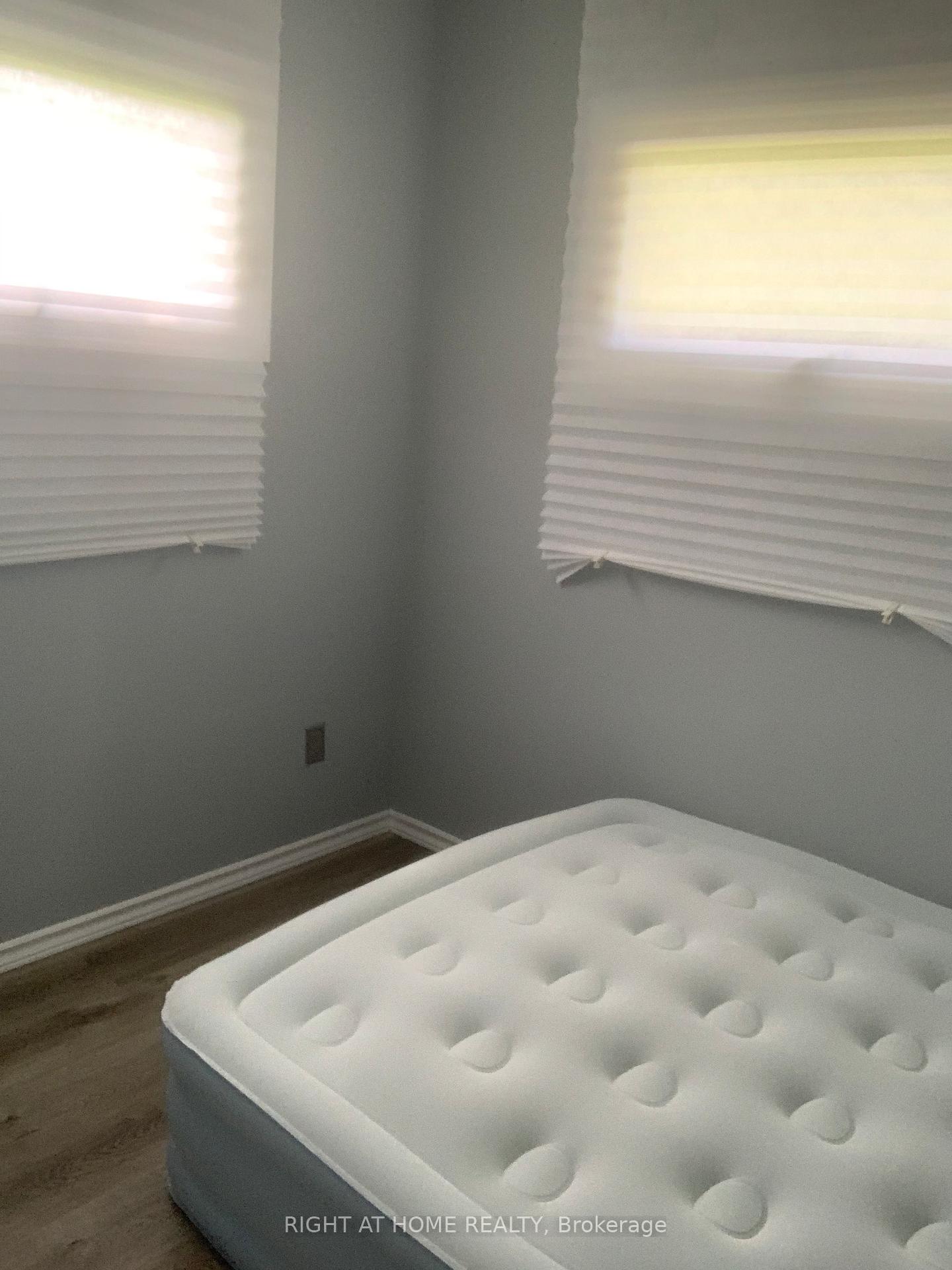 Photo 8 of 118 Sunset Beach Road, Georgina, Pefferlaw — HOMEH