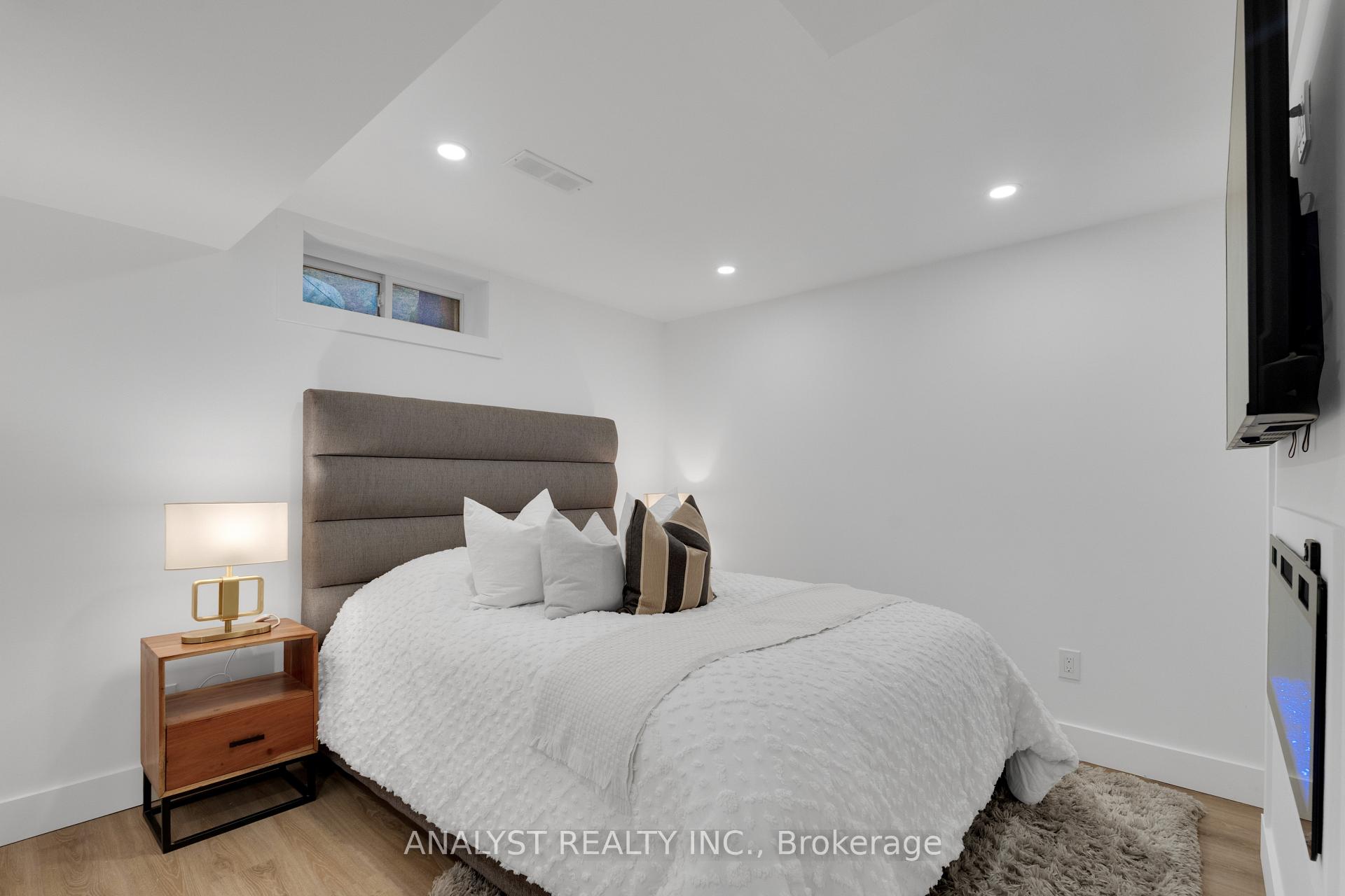 Photo 32 of 36 Norman Avenue, King, Nobleton — HOMEH