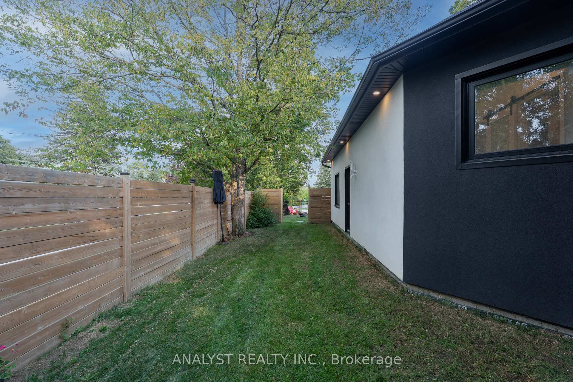 Photo 38 of 36 Norman Avenue, King, Nobleton — HOMEH