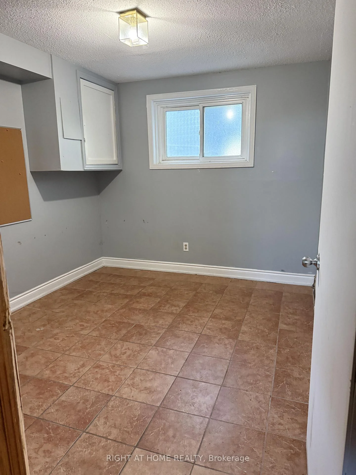 Photo 28 of 12175 Chinguacousy Road, Caledon, Rural Caledon — HOMEH