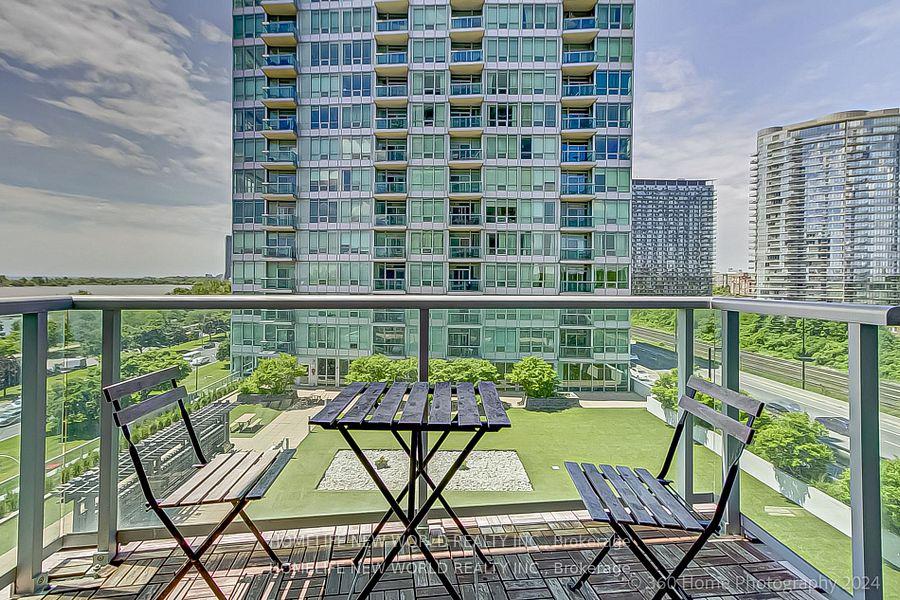 Photo of Unit 805, 1900 Lake Shore Boulevard W