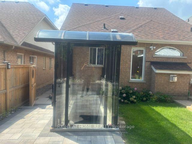 Photo 3 of 101 Mackey Drive, Whitby, Lynde Creek — HOMEH
