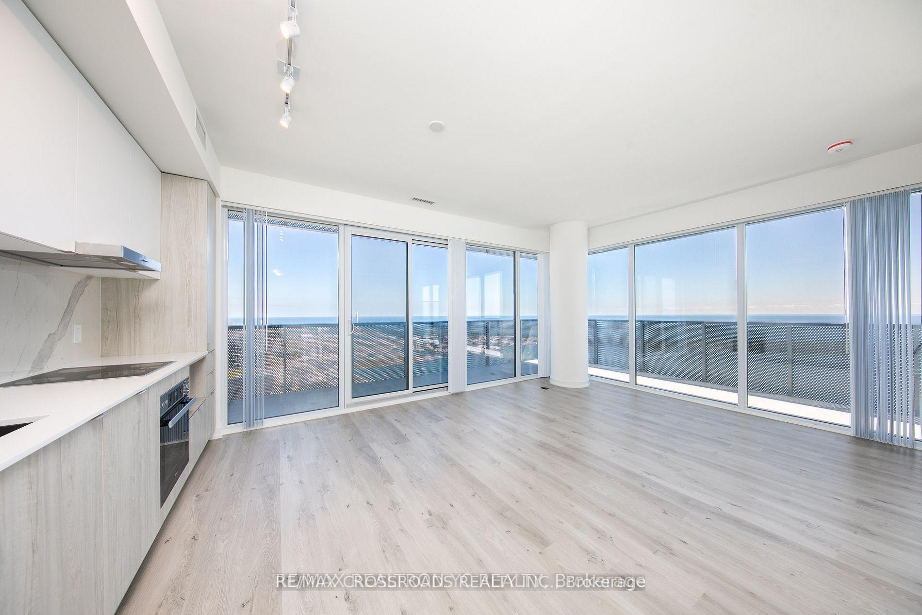 Photo 5 of Unit 5306, 138 Downes Street, Toronto, Waterfront Communities — HOMEH
