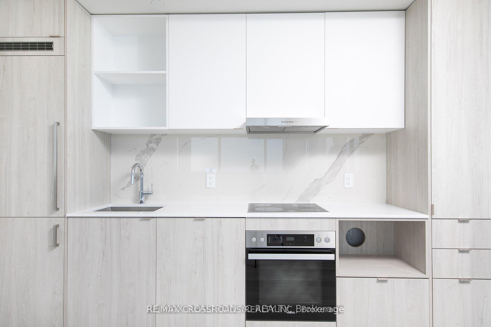 Photo 9 of Unit 5306, 138 Downes Street, Toronto, Waterfront Communities — HOMEH
