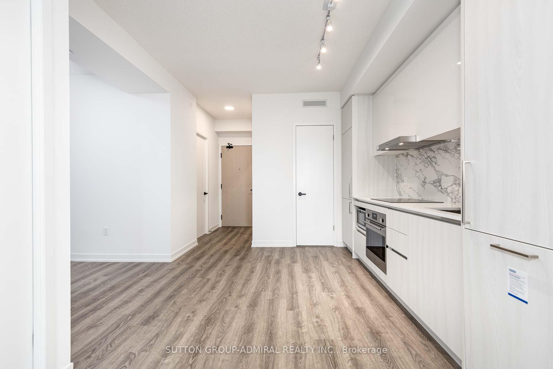 Photo 7 of Unit 4210, 195 Commerce Street, Vaughan, Vaughan Corporate Centre — HOMEH