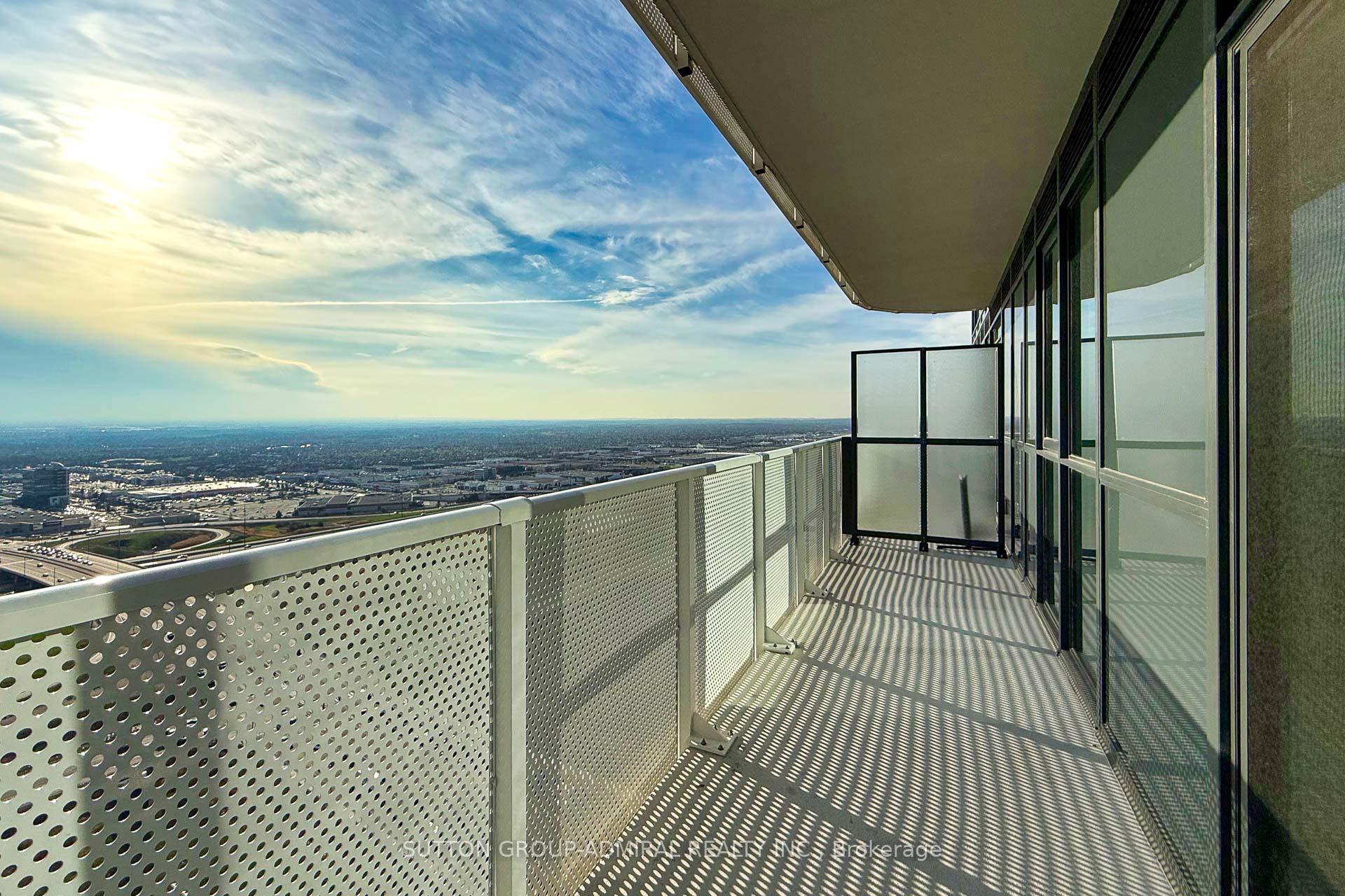 Photo 17 of Unit 4210, 195 Commerce Street, Vaughan, Vaughan Corporate Centre — HOMEH