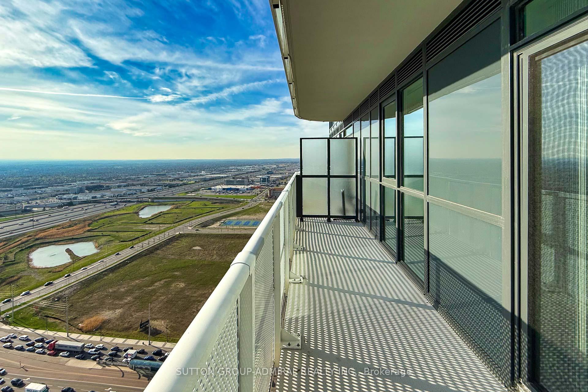 Photo 18 of Unit 4210, 195 Commerce Street, Vaughan, Vaughan Corporate Centre — HOMEH