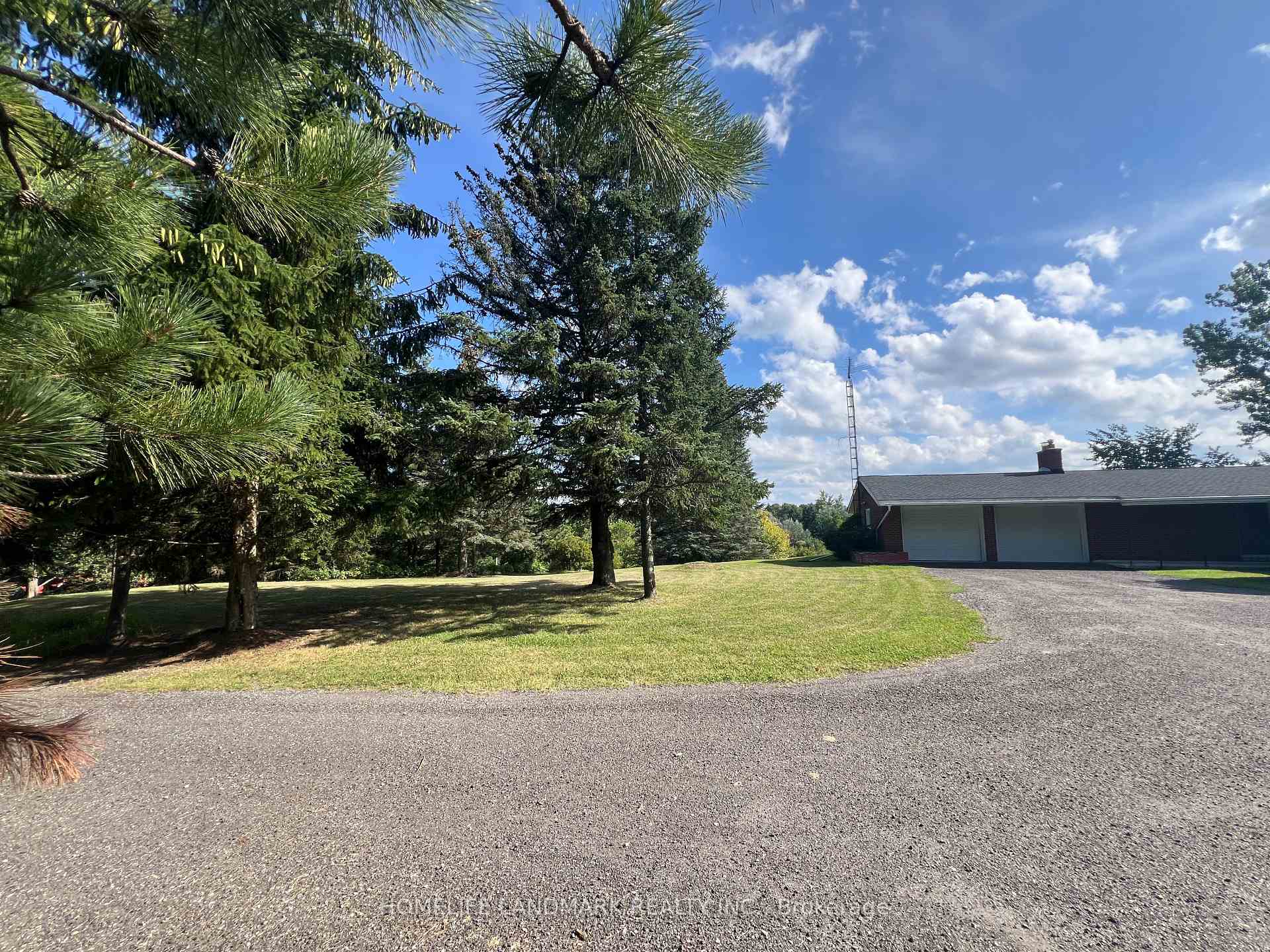 Photo 34 of 1098 15th Side Road, New Tecumseth, Rural New Tecumseth — HOMEH
