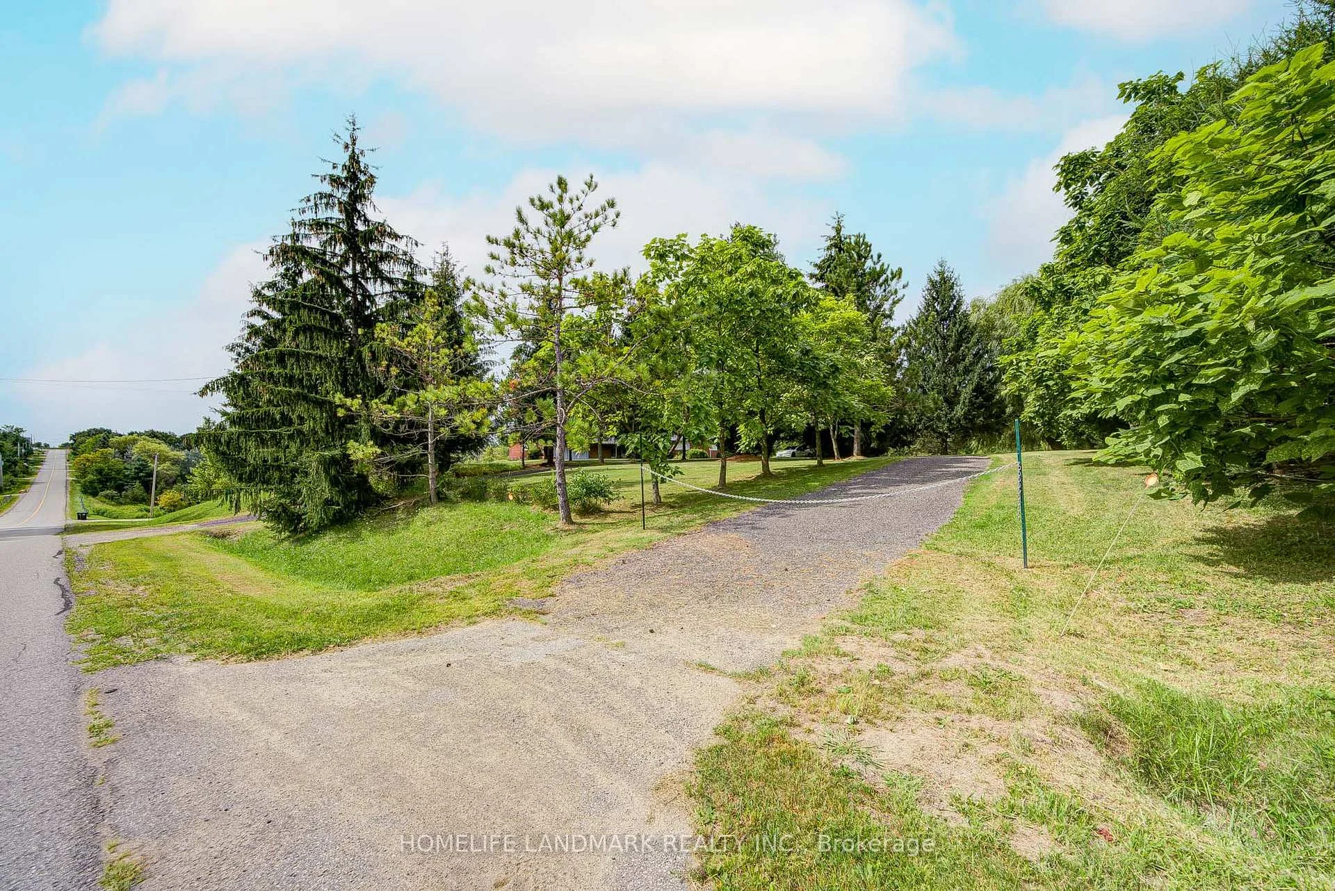 Photo 8 of 1098 15th Side Road, New Tecumseth, Rural New Tecumseth — HOMEH