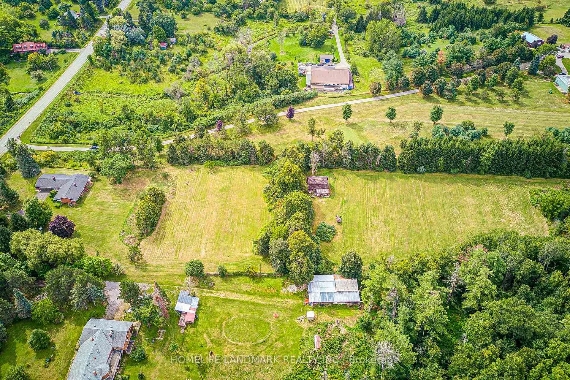 Photo 23 of 1098 15th Side Road, New Tecumseth, Rural New Tecumseth — HOMEH