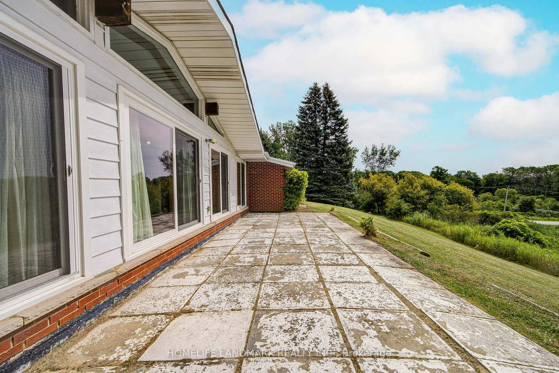 Photo 87 of 1098 15th Side Road, New Tecumseth, Rural New Tecumseth — HOMEH